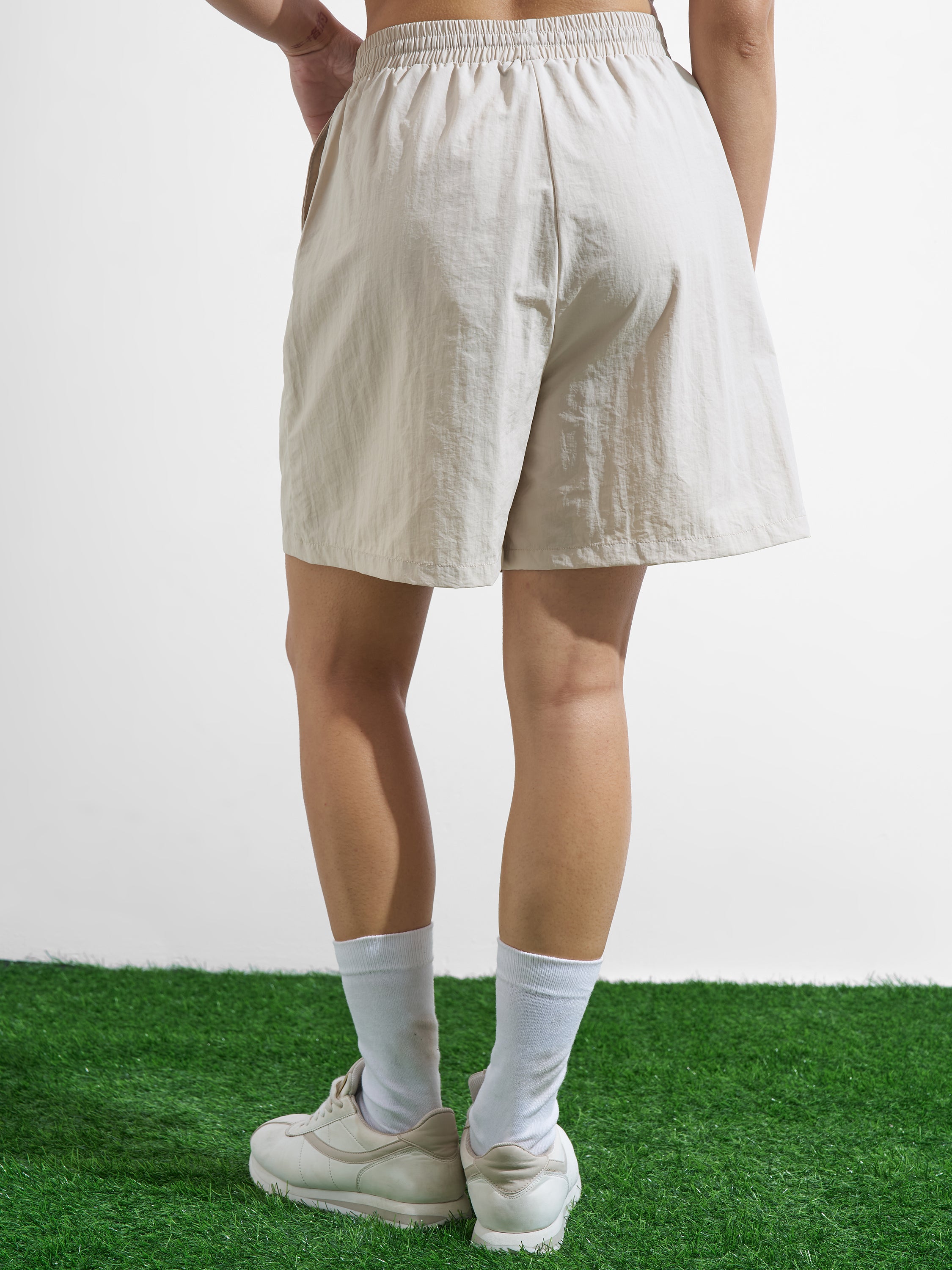 Street By Tokyo Talkies Women Beige Regular Fit Shorts - Beige - Image 3