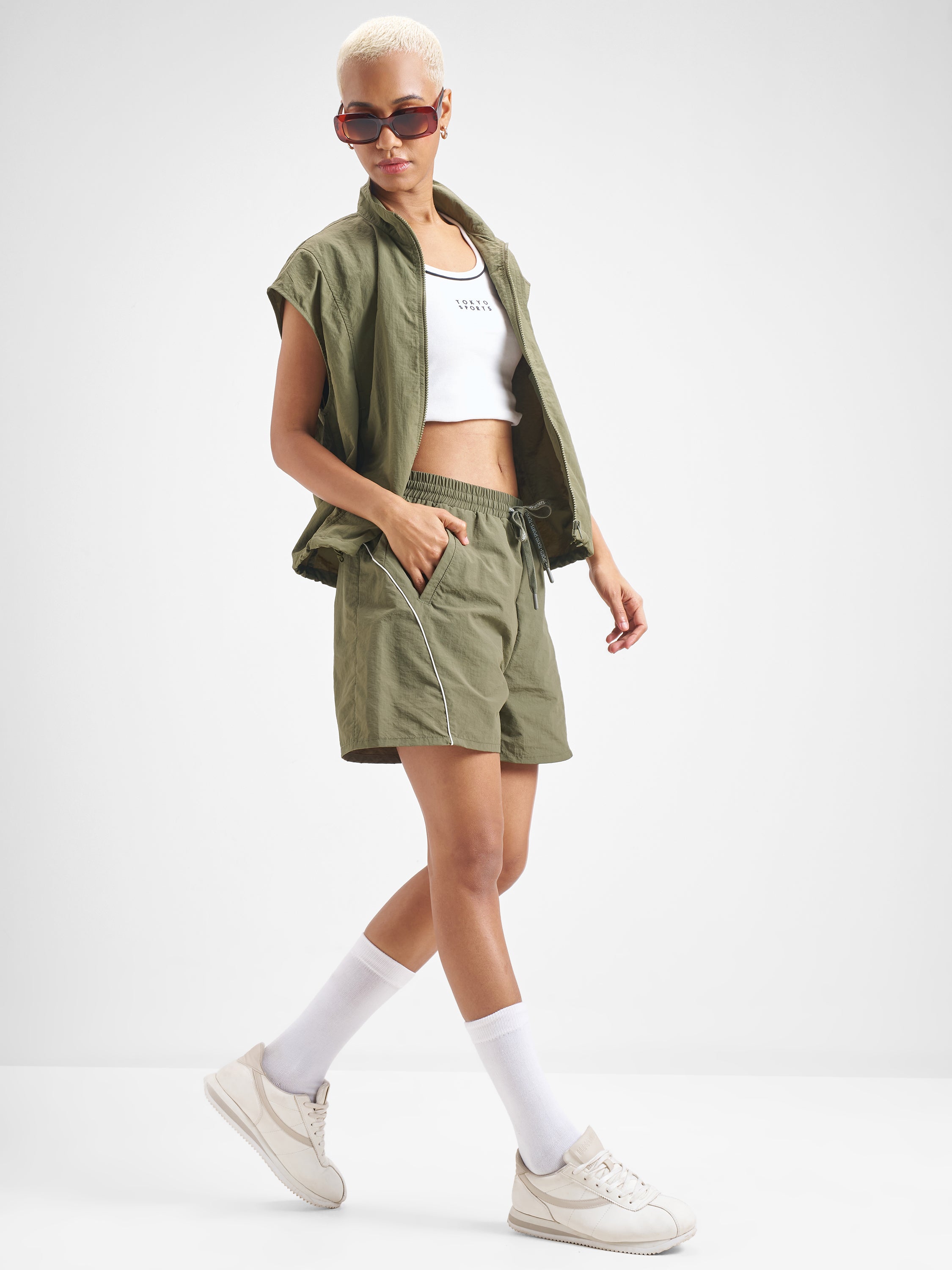 Street By Tokyo Talkies Women Green Regular Fit Shorts - Green - Image 2