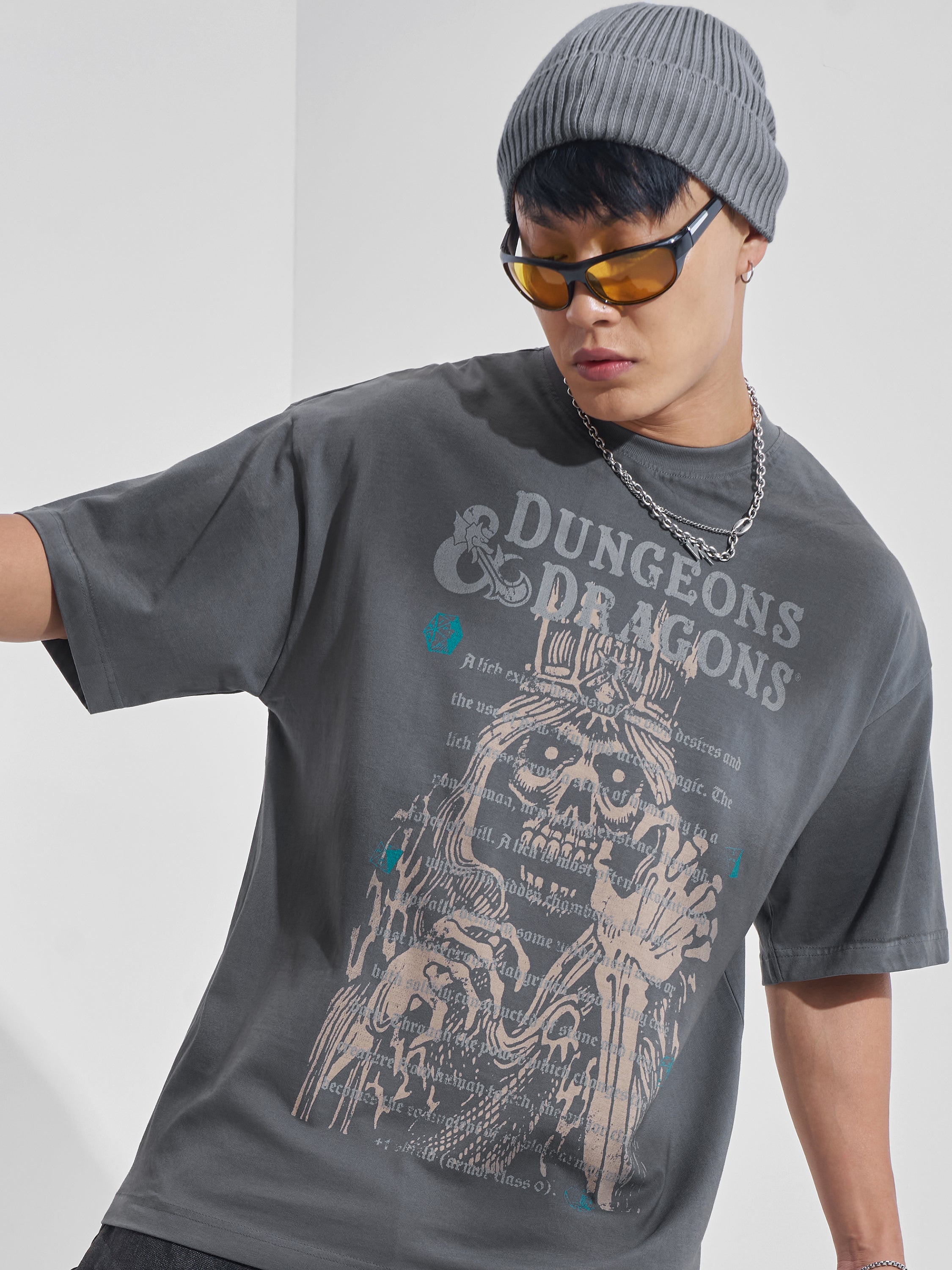 Highlander Men Grey Dungeons And Dragons Printed Round Neck Oversized Fit T-Shirt - Grey - Image 4