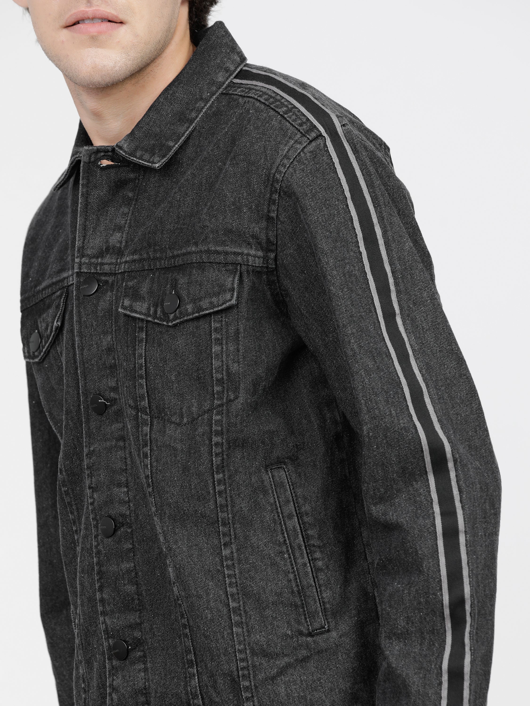Highlander Men Black Solid Denim Jacket - Black - Image 4