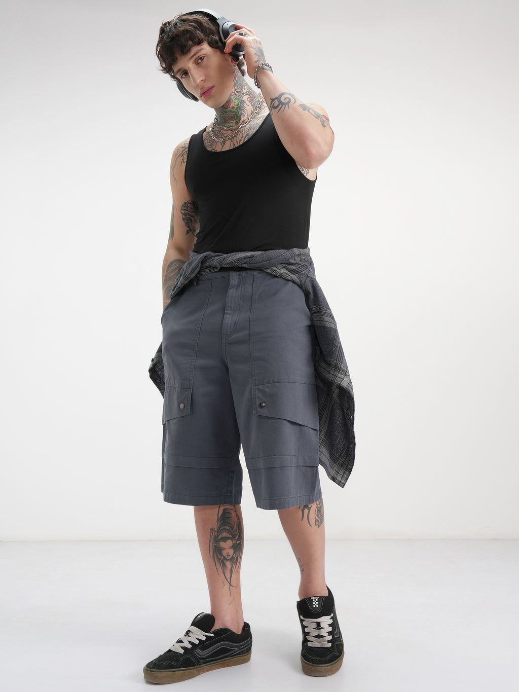 Highlander Men Blue Baggy Cargo Shorts - Blue - Image 2