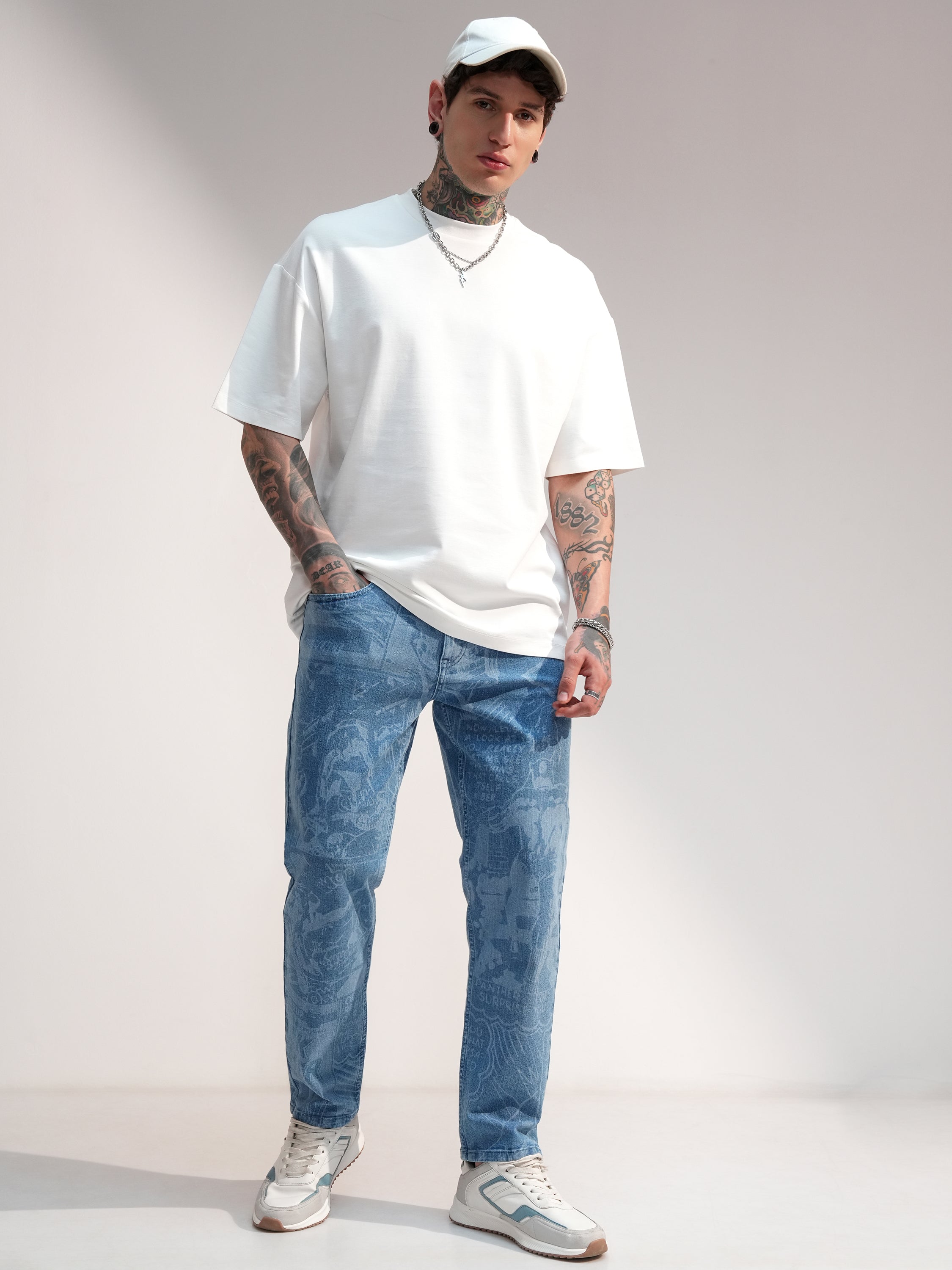 Highlander Men White Solid Round Neck Oversized Fit T-Shirt - White - Image 2