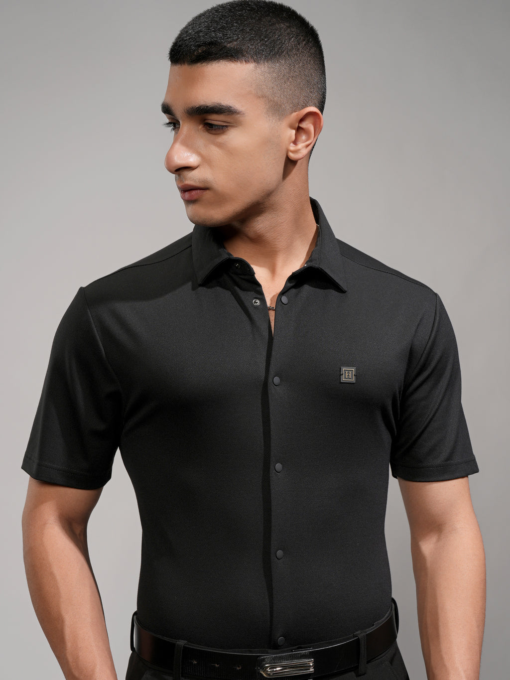 Highlander Men Black Solid Slim Fit Casual Shirt - Black - Image 1