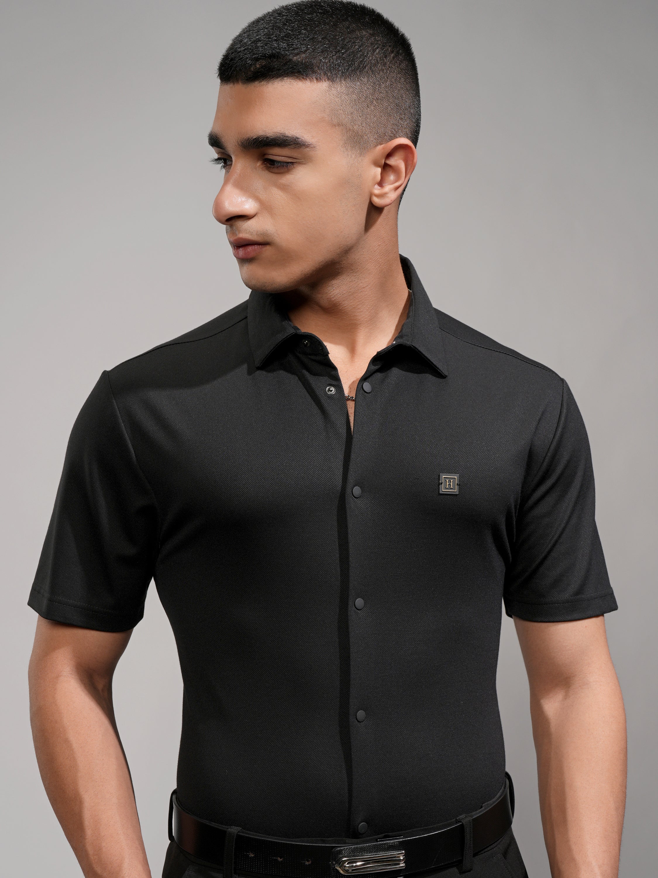 Highlander Men Black Solid Slim Fit Casual Shirt - Black - Image 1