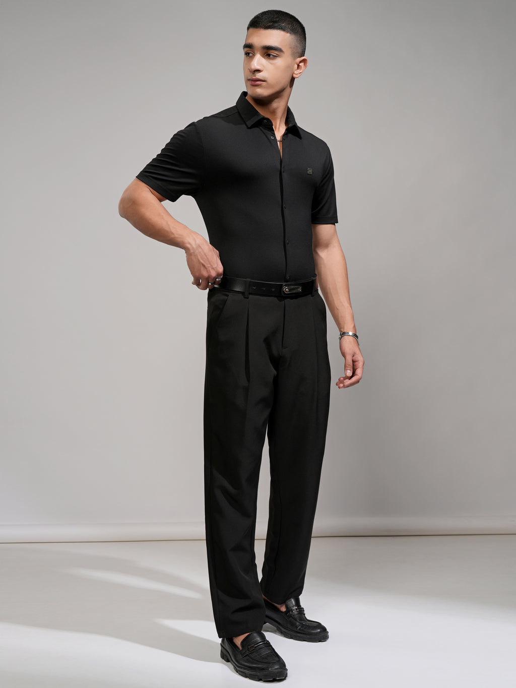 Highlander Men Black Solid Slim Fit Casual Shirt - Black - Image 2