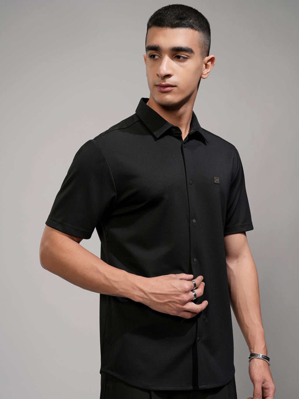 Highlander Men Black Solid Slim Fit Casual Shirt - Black - Image 6