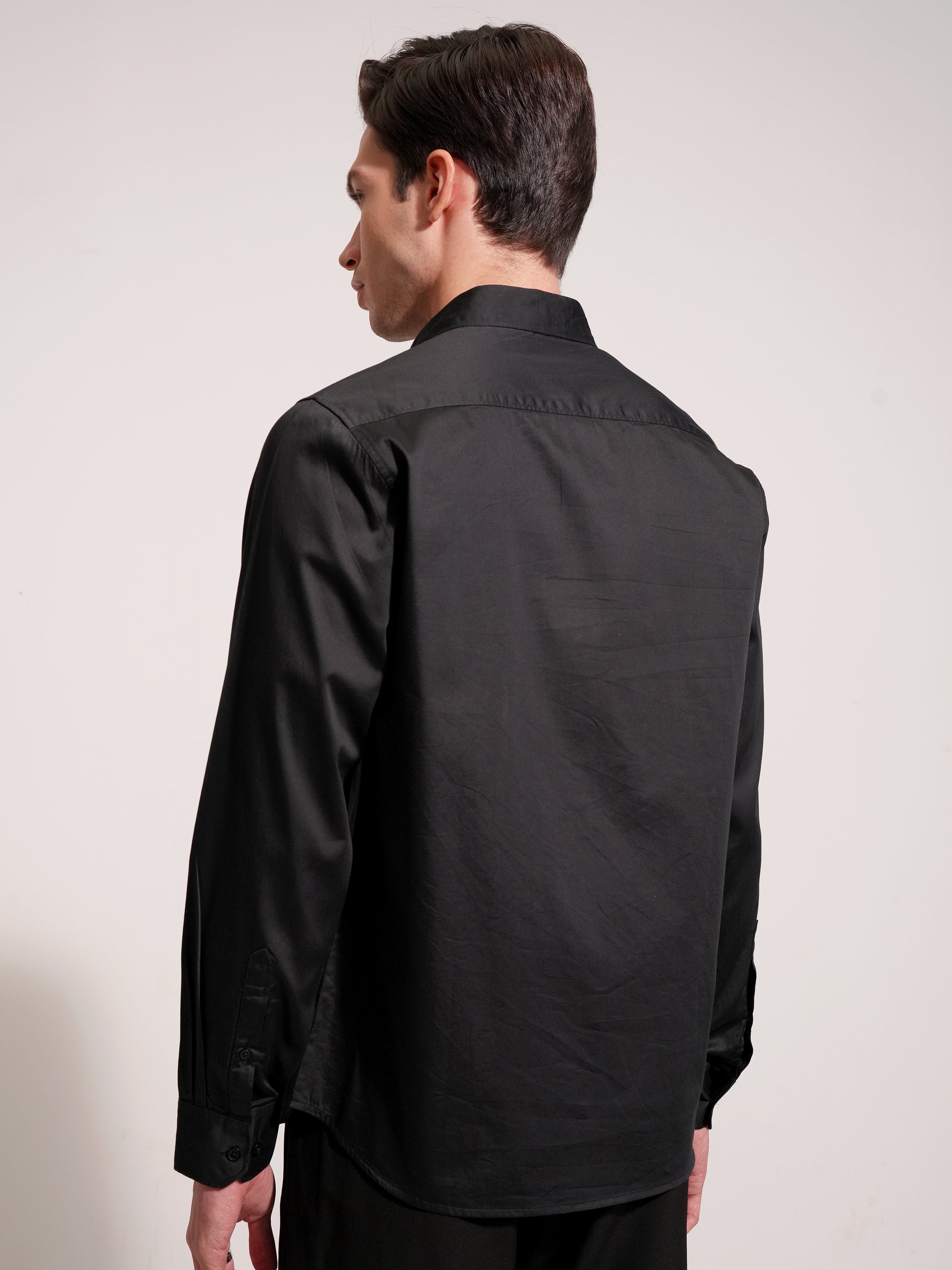 Highlander Men Black Solid Slim Fit Casual Shirt - Black - Image 3