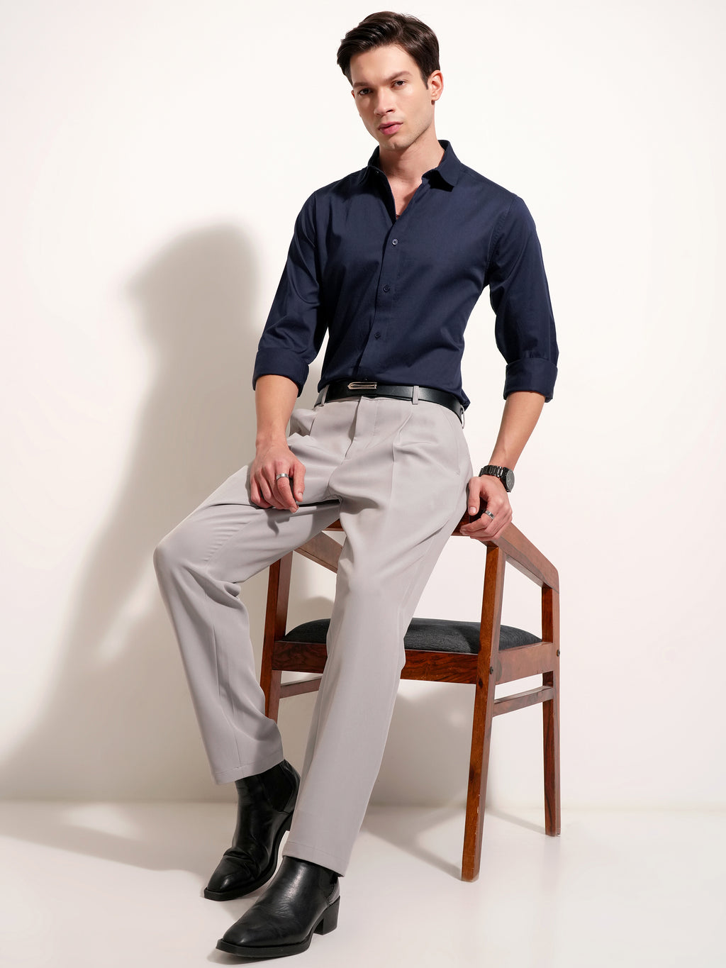 Highlander Men Navy Blue Solid Slim Fit Casual Shirt - Navy Blue - Image 2