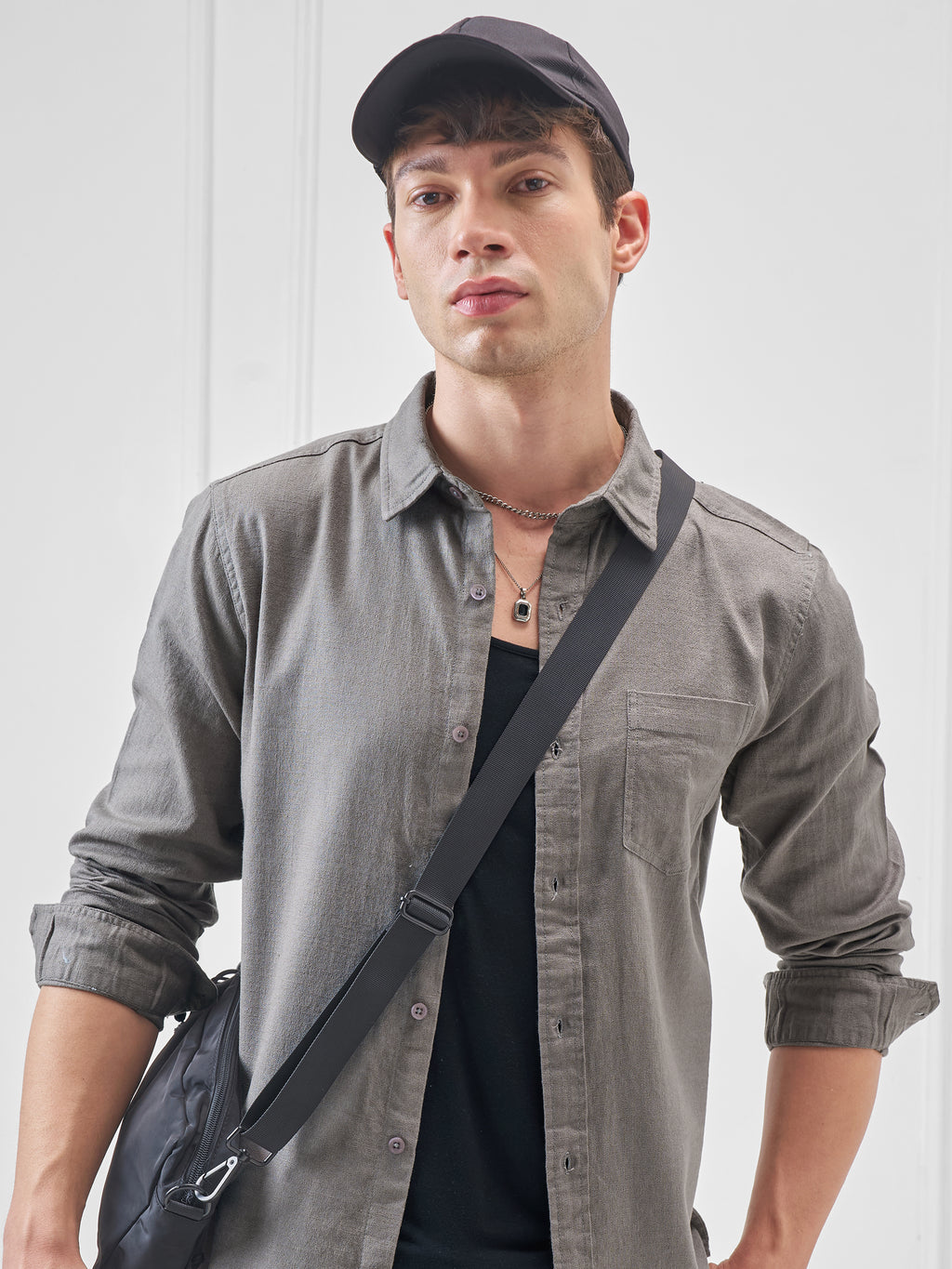 Highlander Men Grey Solid Slim Fit Casual Shirt - Grey - Image 1