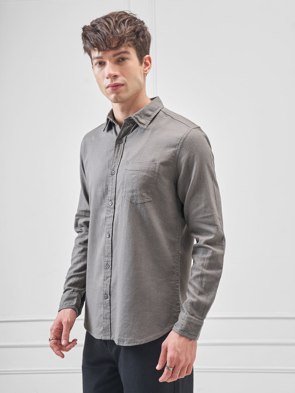 Highlander Men Grey Solid Slim Fit Casual Shirt - Grey - Image 4