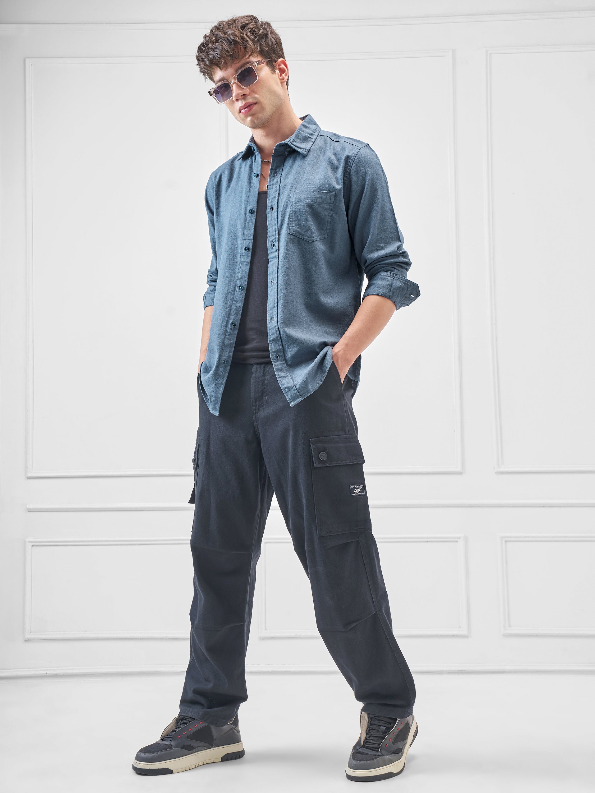 Highlander Men Blue Solid Slim Fit Casual Shirt - Blue - Image 2