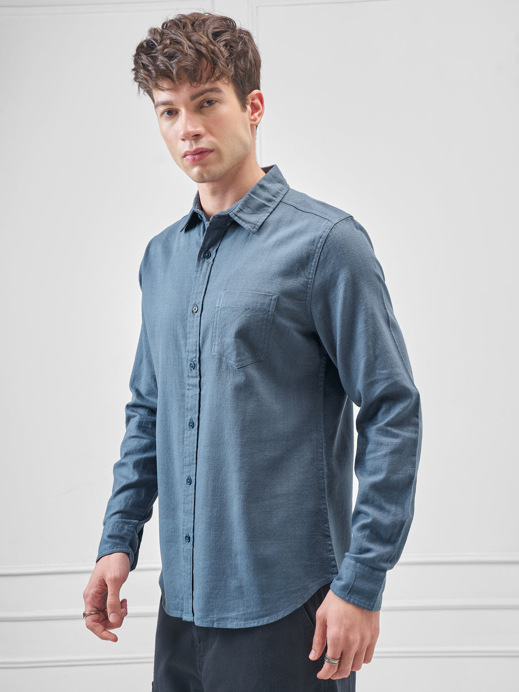 Highlander Men Blue Solid Slim Fit Casual Shirt - Blue - Image 4