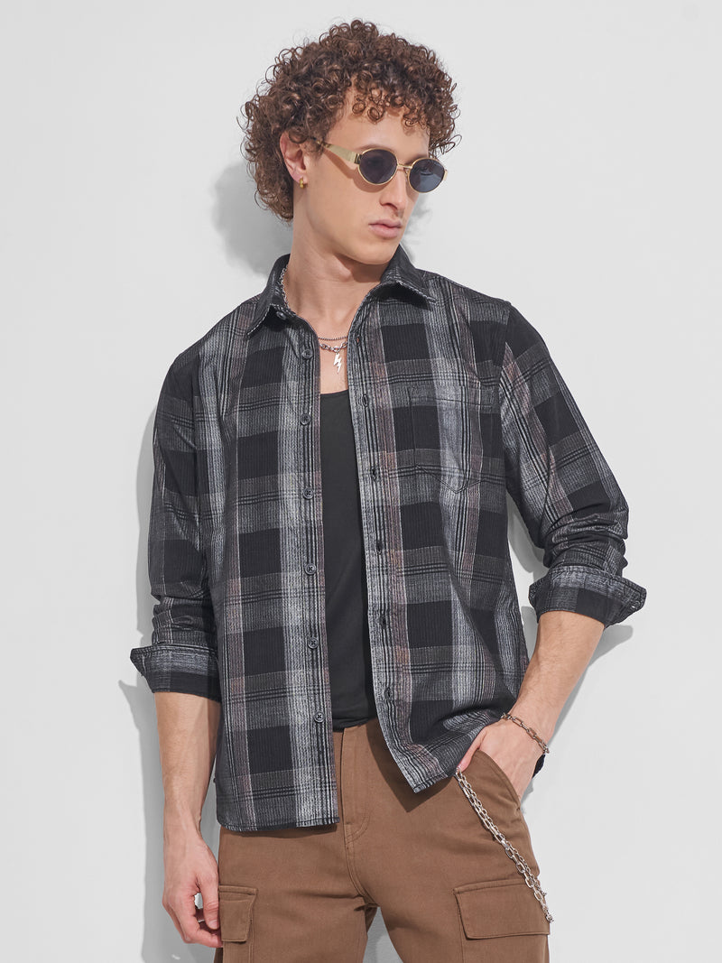 Highlander Men Black Checked Slim Fit Casual Shirt - Black - Image 1