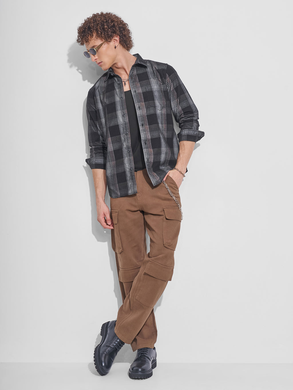 Highlander Men Black Checked Slim Fit Casual Shirt - Black - Image 2