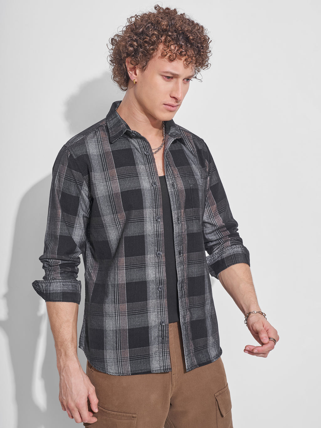 Highlander Men Black Checked Slim Fit Casual Shirt - Black - Image 6