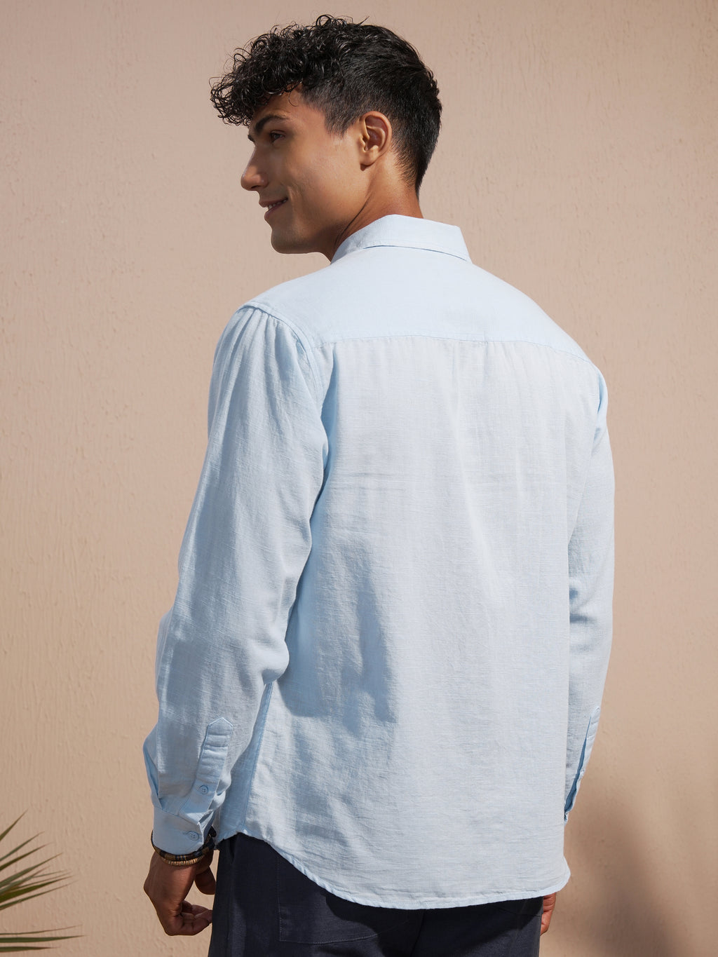 Highlander Men Blue Solid Relaxed Fit Casual Shirt - Blue - Image 3