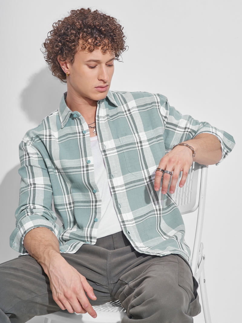 Highlander Men Green Checked Slim Fit Casual Shirt - Green - Image 1