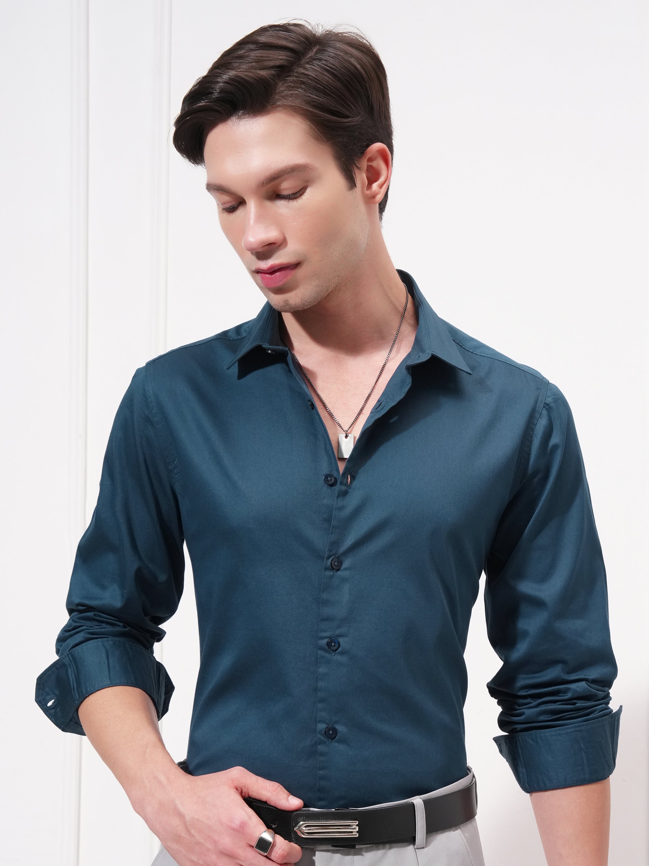 Highlander Men Teal Solid Slim Fit Casual Shirt - Teal - Image 1