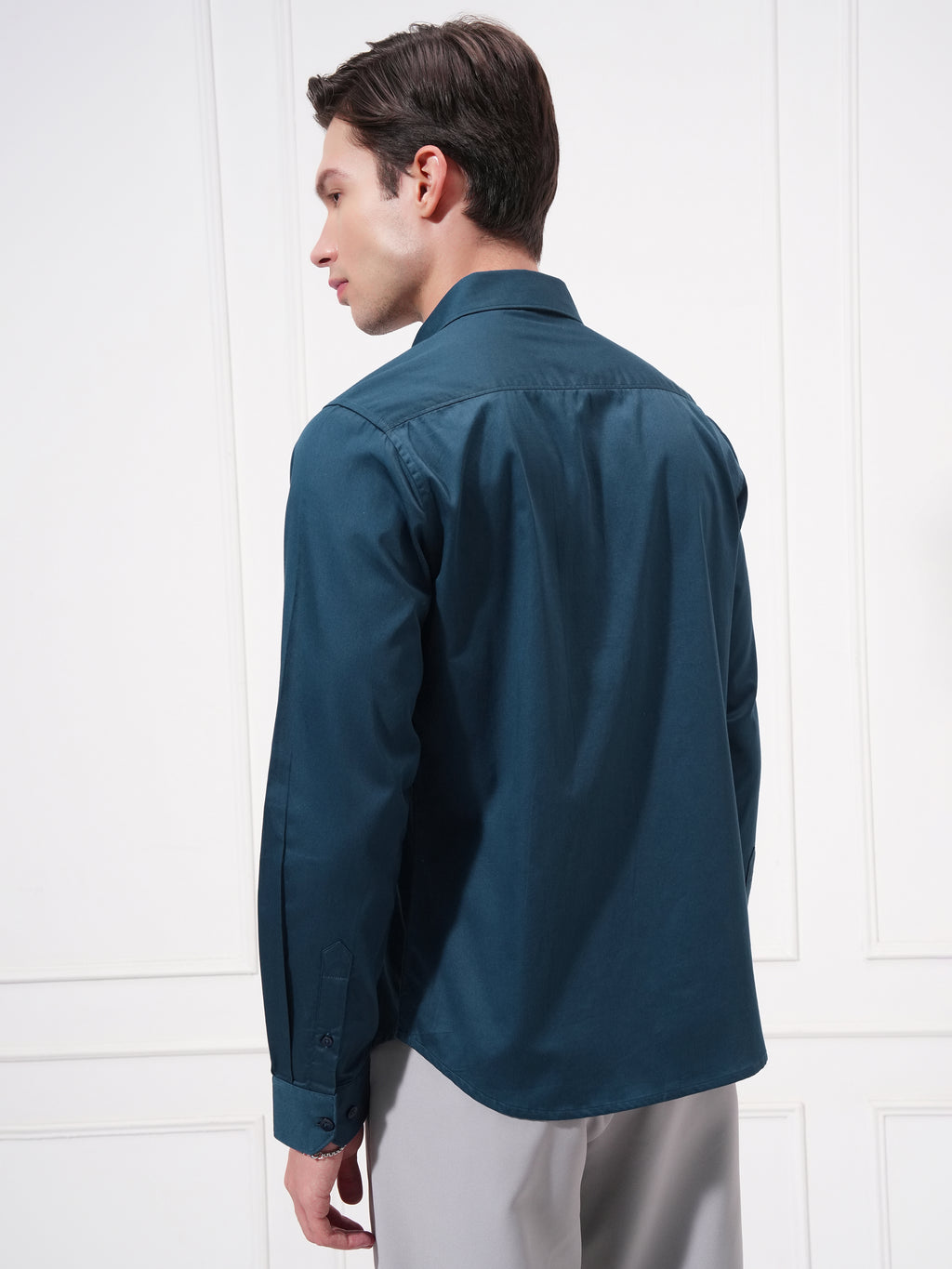 Highlander Men Teal Solid Slim Fit Casual Shirt - Teal - Image 3