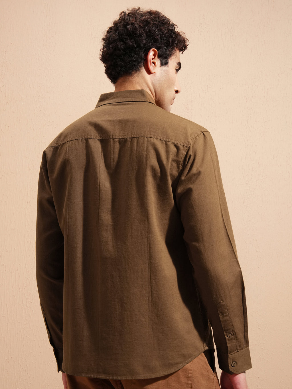 Highlander Men Brown Solid Relaxed Fit Casual Shirt - Brown - Image 3