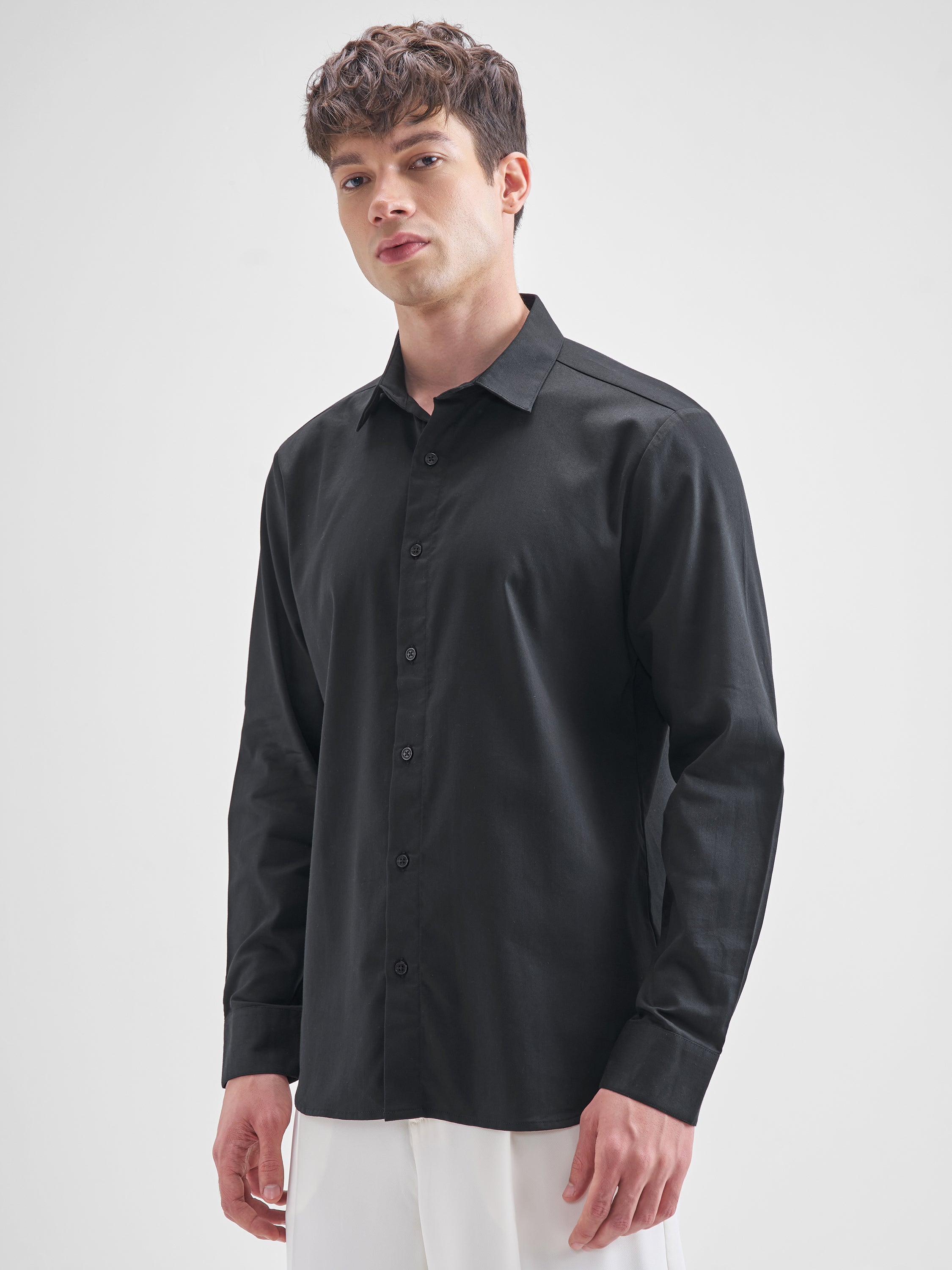 Highlander Men Black Solid Slim Fit Casual Shirt - Black - Image 4