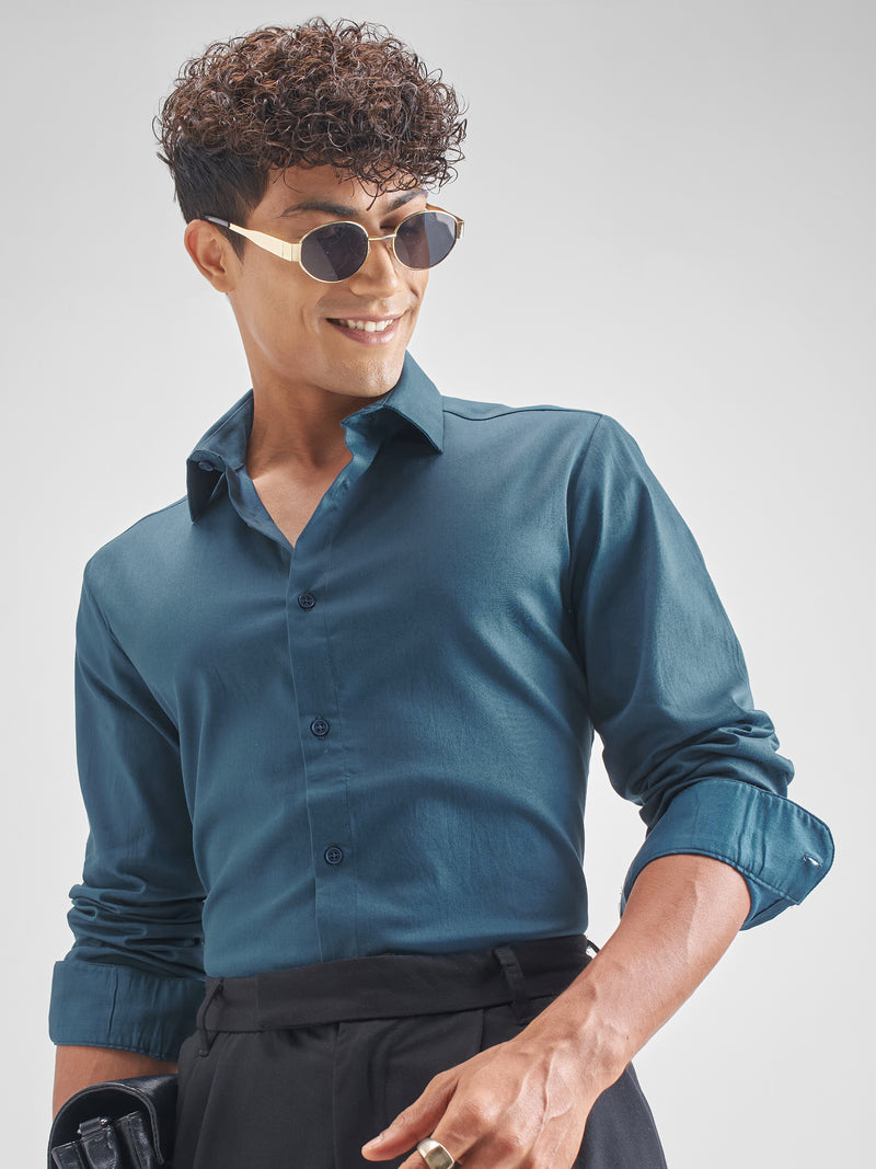 Highlander Men Teal Solid Slim Fit Casual Shirt - Teal - Image 1