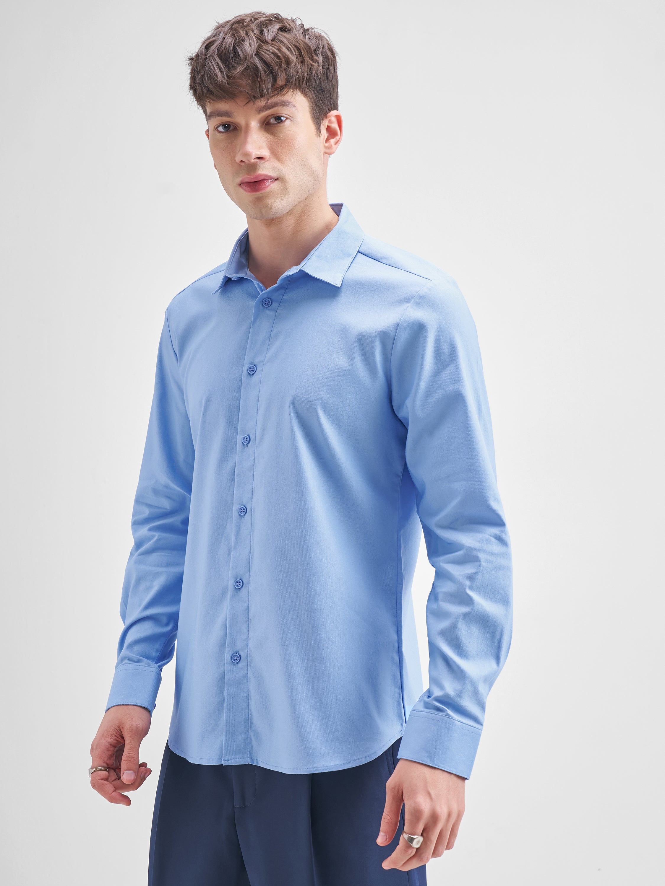 Highlander Men Blue Solid Slim Fit Casual Shirt - Blue - Image 4