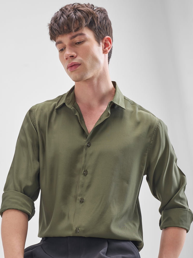 Highlander Men Olive Solid Relaxed Fit Casual Shirt - Olive - Image 1