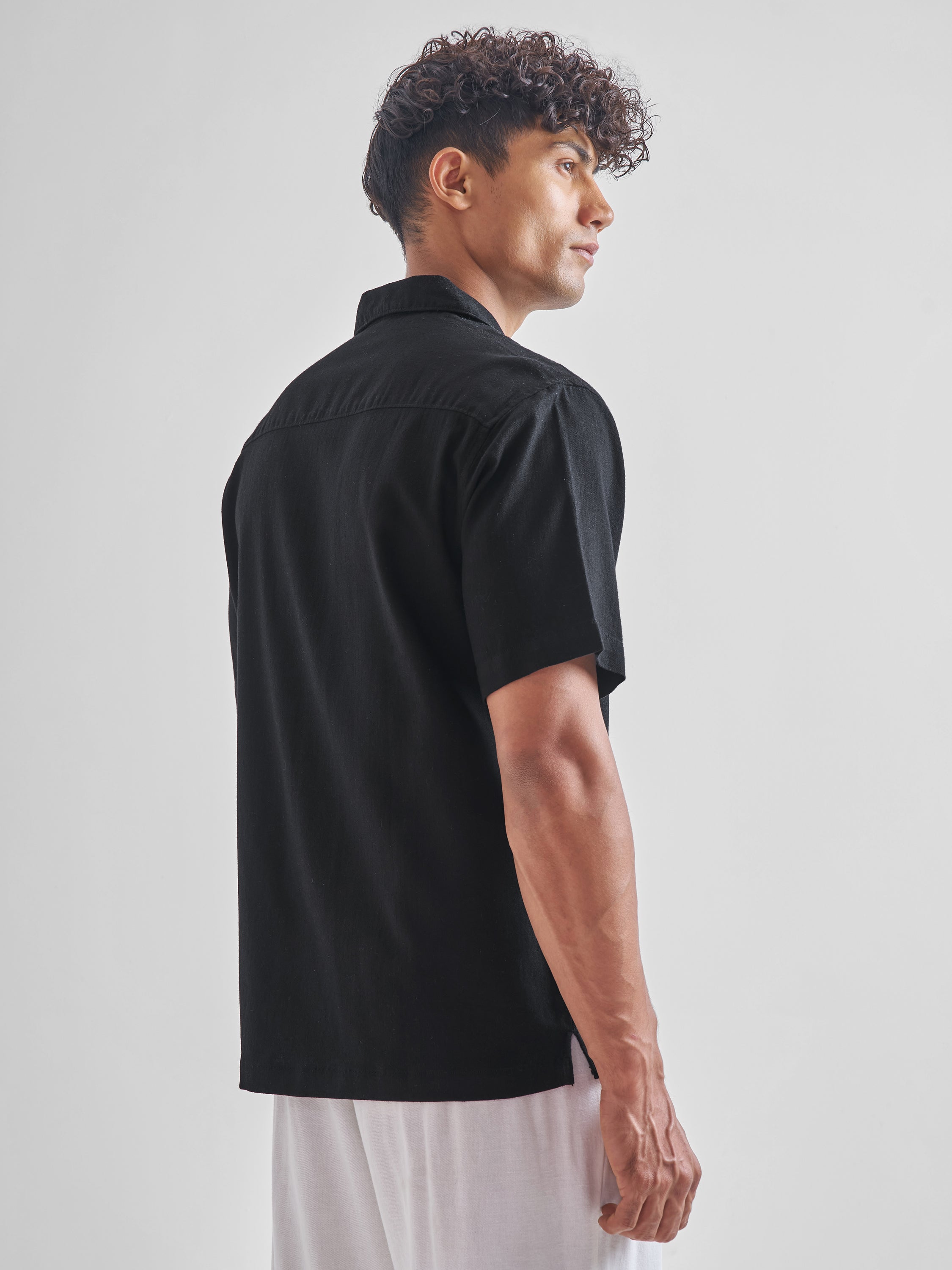 Highlander Men Black Solid Relaxed Fit Casual Shirt - Black - Image 3