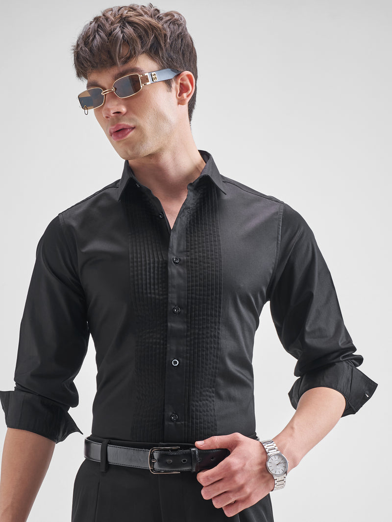 Highlander Men Black Solid Slim Fit Casual Shirt - Black - Image 1
