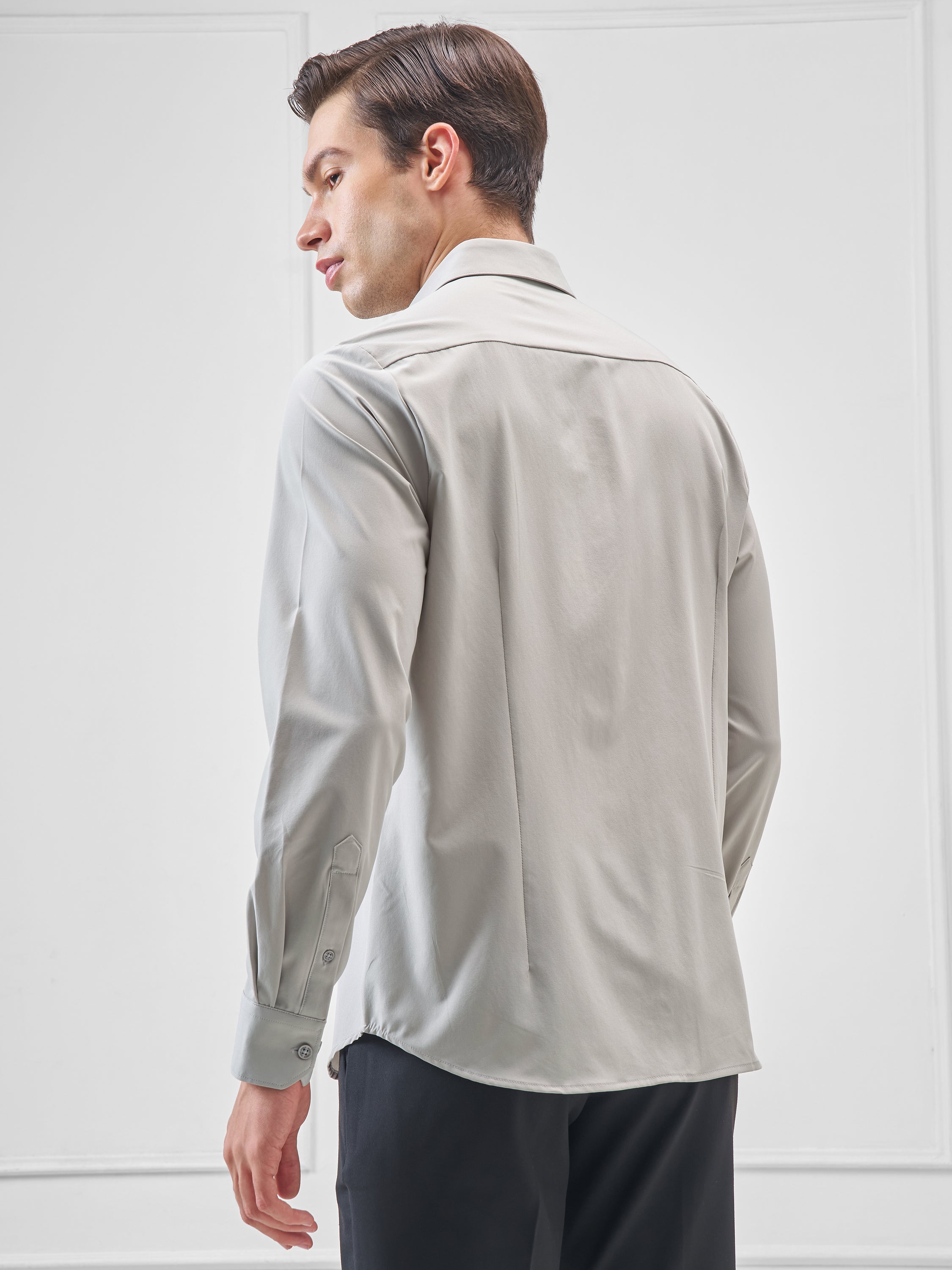 Highlander Men Grey Solid Slim Fit Casual Shirt - Grey - Image 3