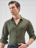 Highlander Men Green Solid Slim Fit Casual Shirt - Green - Image 1