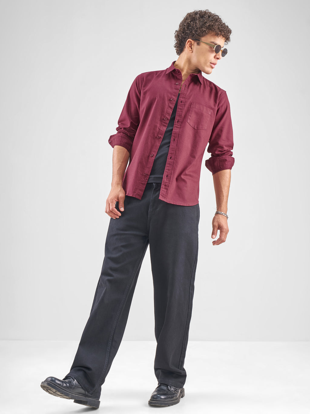 Highlander Men Burgundy Solid Slim Fit Casual Shirt - Burgundy - Image 2
