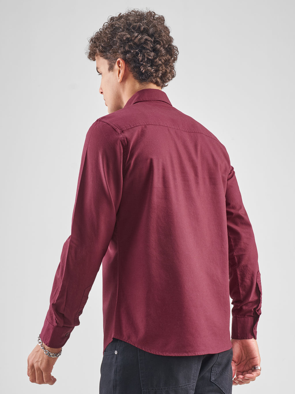 Highlander Men Burgundy Solid Slim Fit Casual Shirt - Burgundy - Image 3