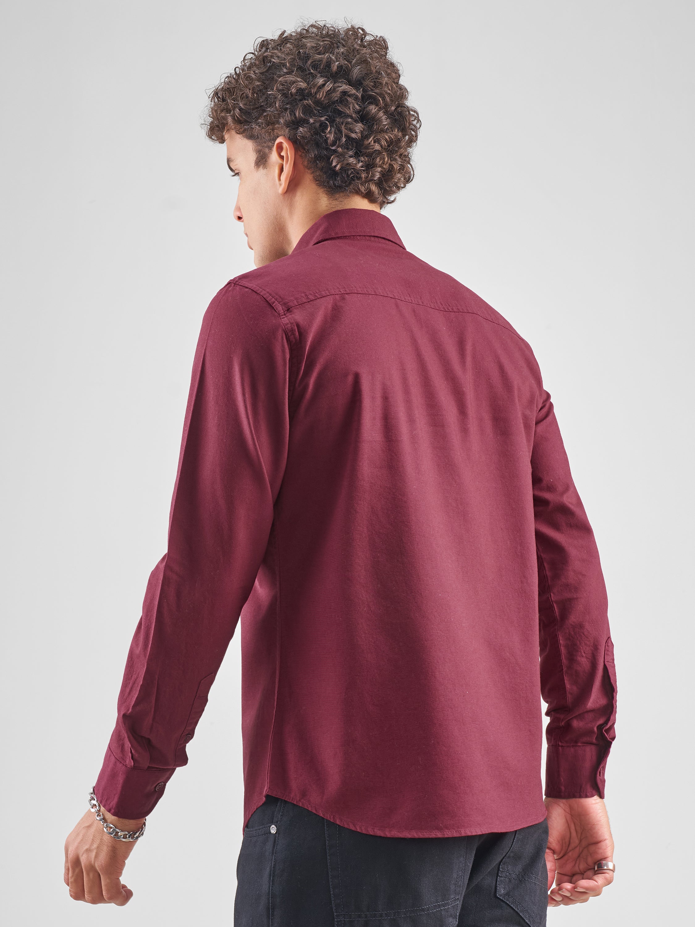 Highlander Men Burgundy Solid Slim Fit Casual Shirt - Burgundy - Image 3