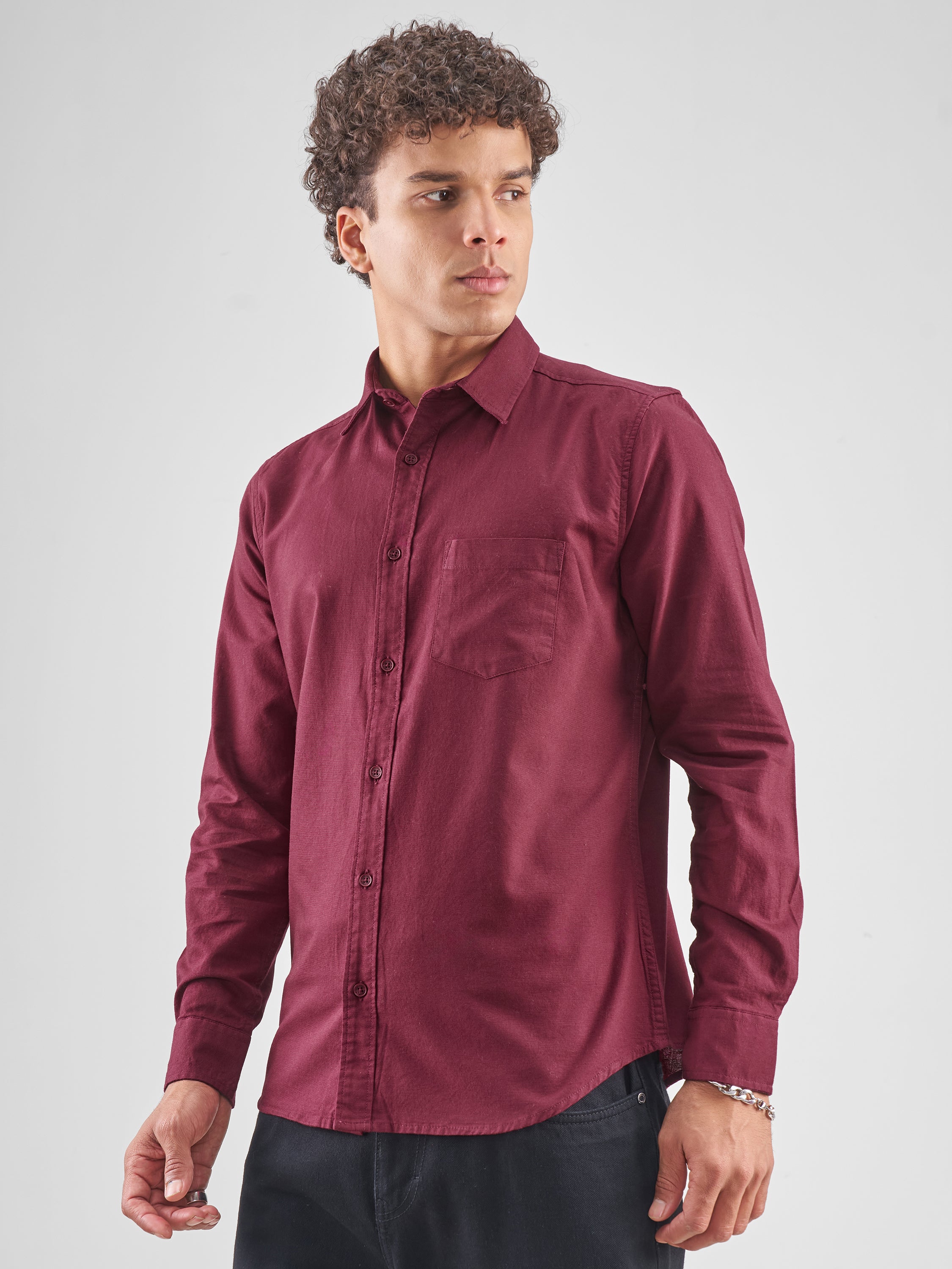 Highlander Men Burgundy Solid Slim Fit Casual Shirt - Burgundy - Image 4