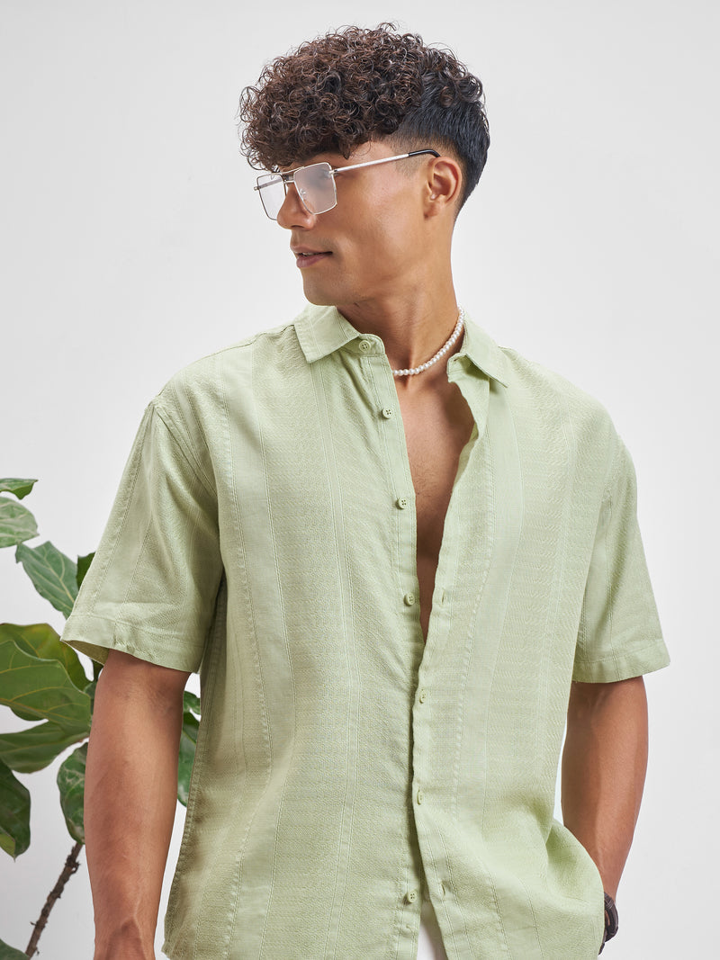 Highlander Men Green Self Design Relaxed Fit Casual Shirt - Green - Image 1