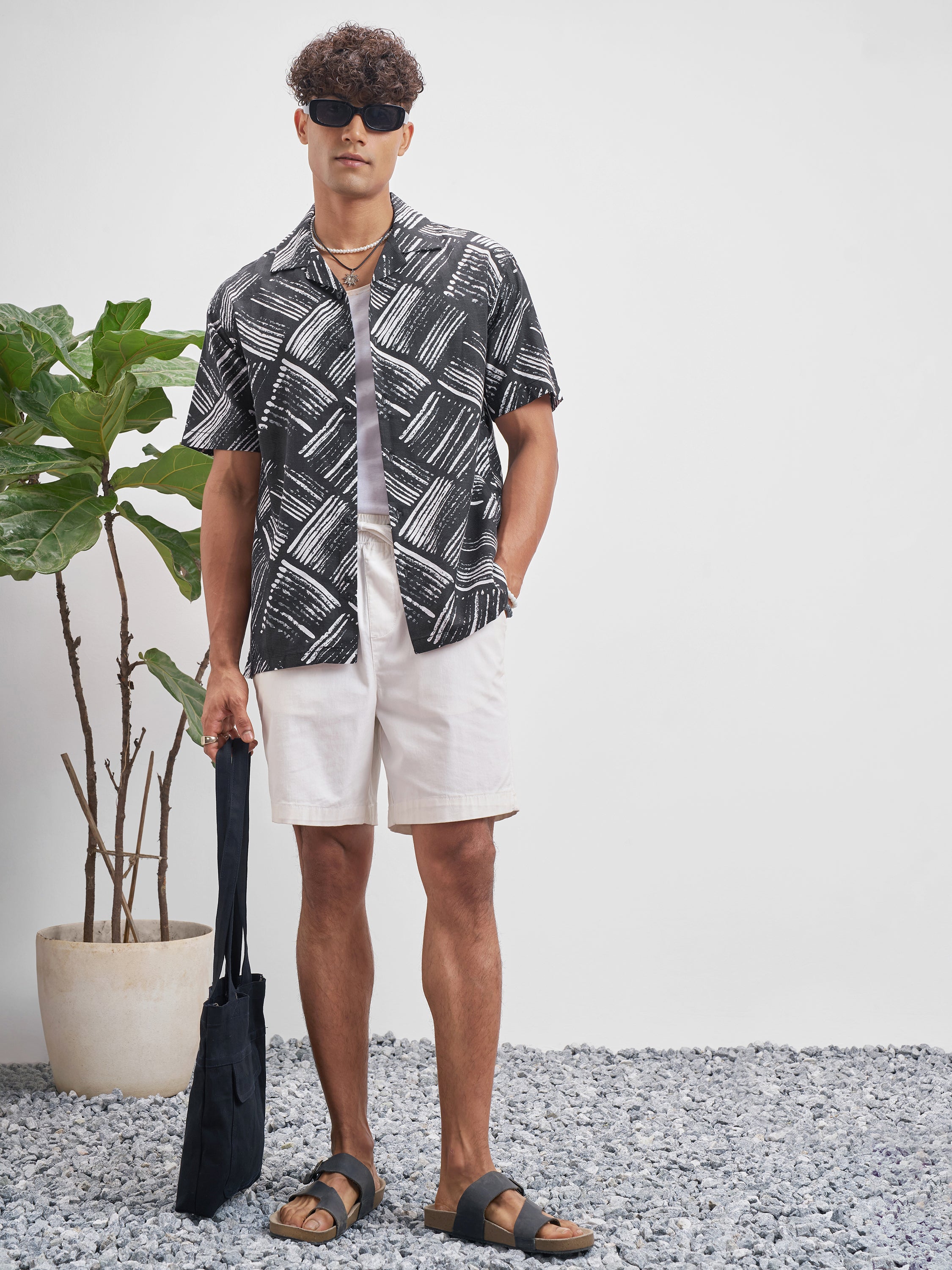 Highlander Men Black Printed Relaxed Fit Casual Shirt - Black - Image 2