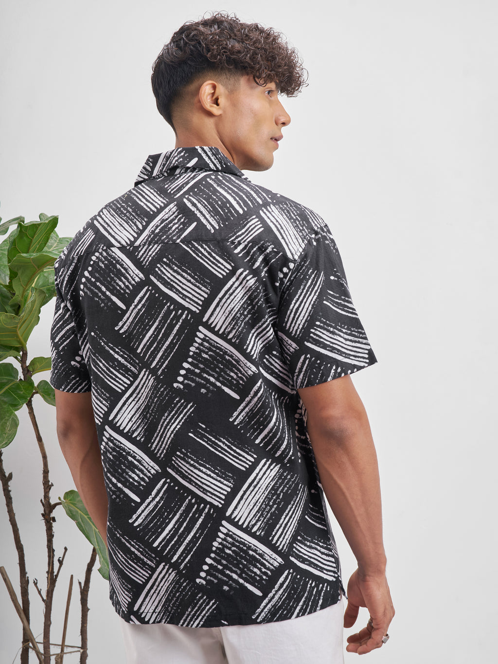 Highlander Men Black Printed Relaxed Fit Casual Shirt - Black - Image 3