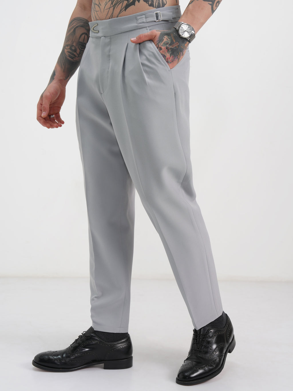 Highlander Men Grey Regular Fit Solid Chinos - Grey - Image 4