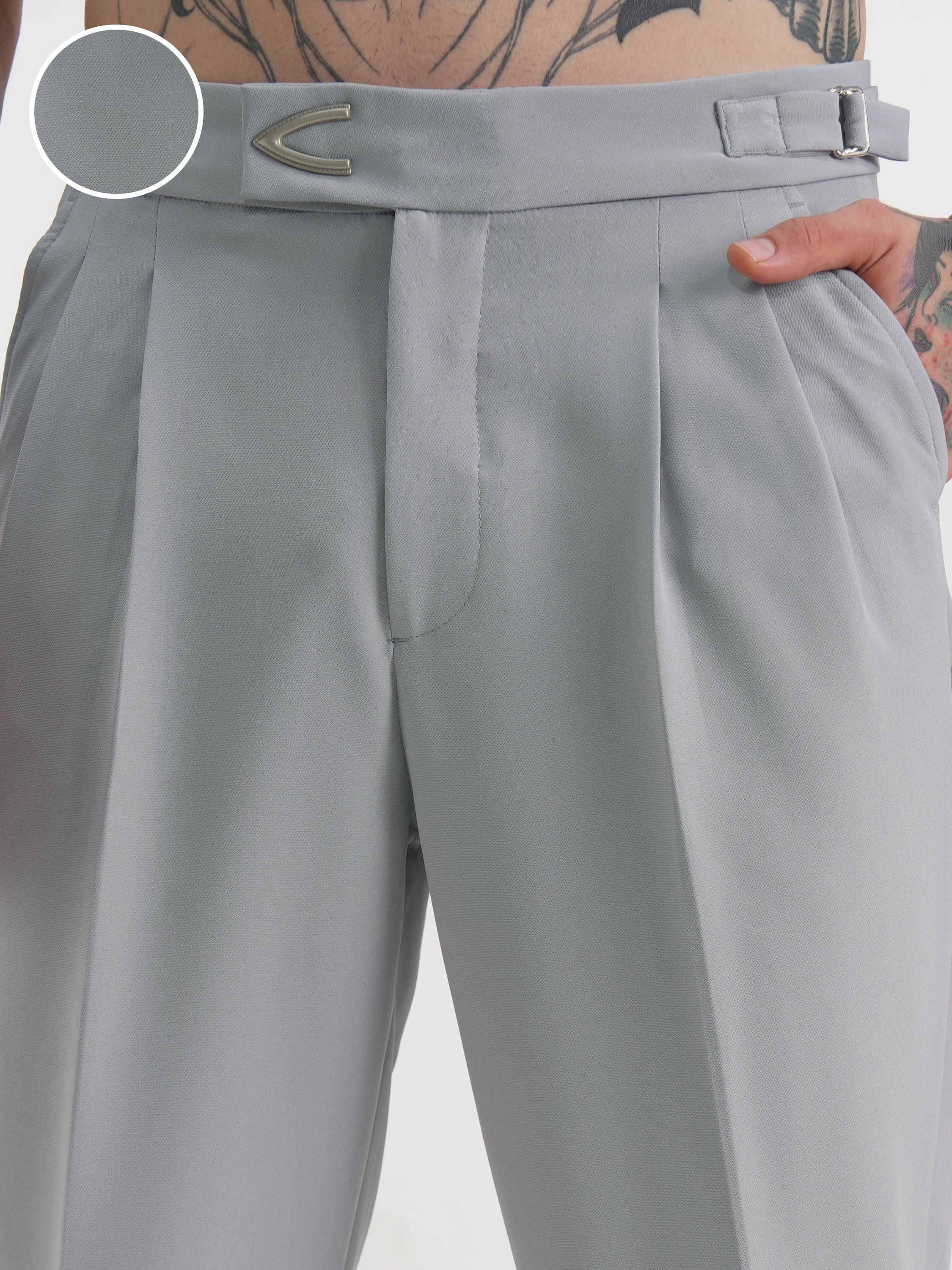 Highlander Men Grey Regular Fit Solid Chinos - Grey - Image 5