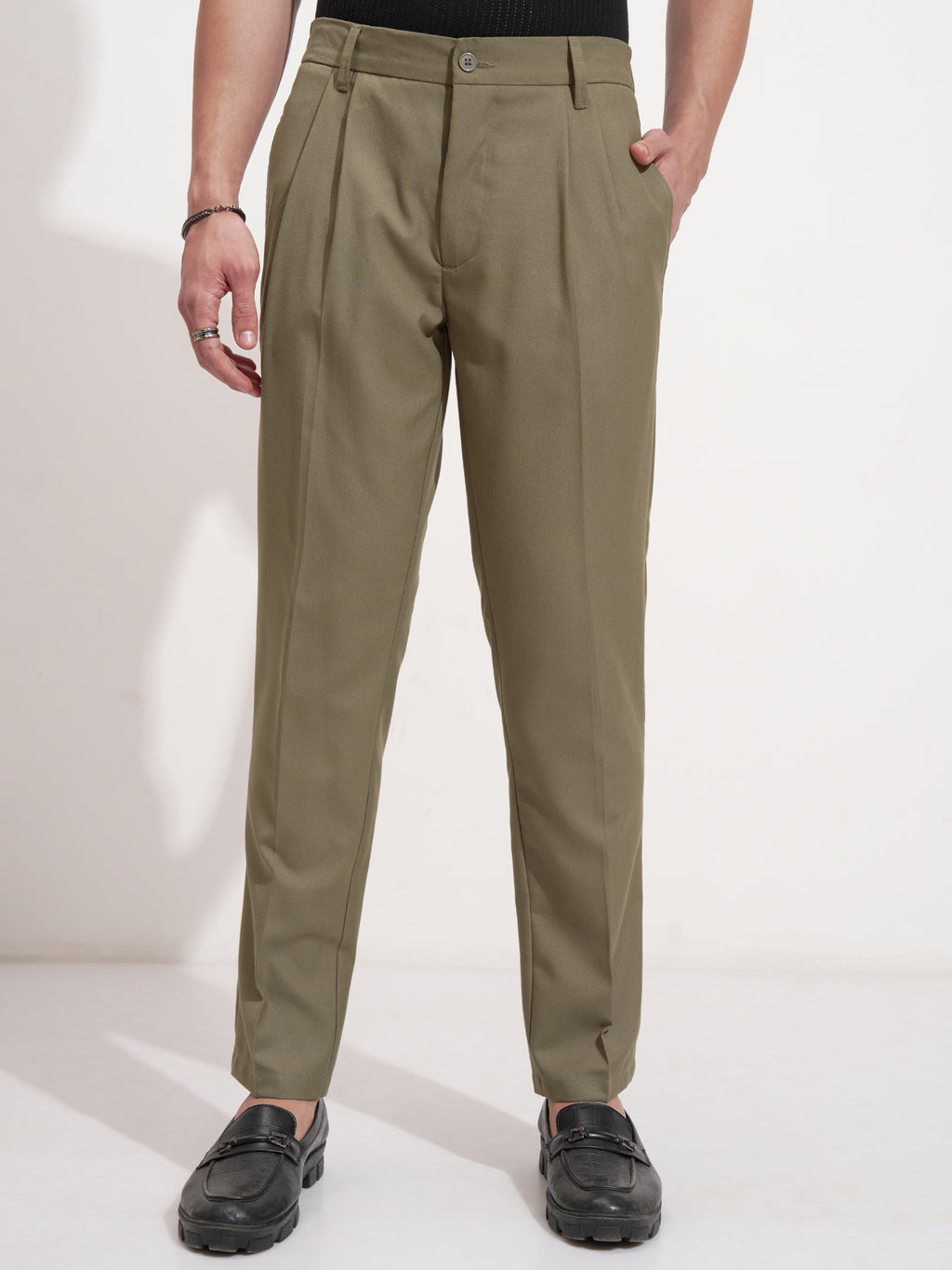 Highlander Men Green Slim Fit Solid Formal Trouser - Green - Image 1