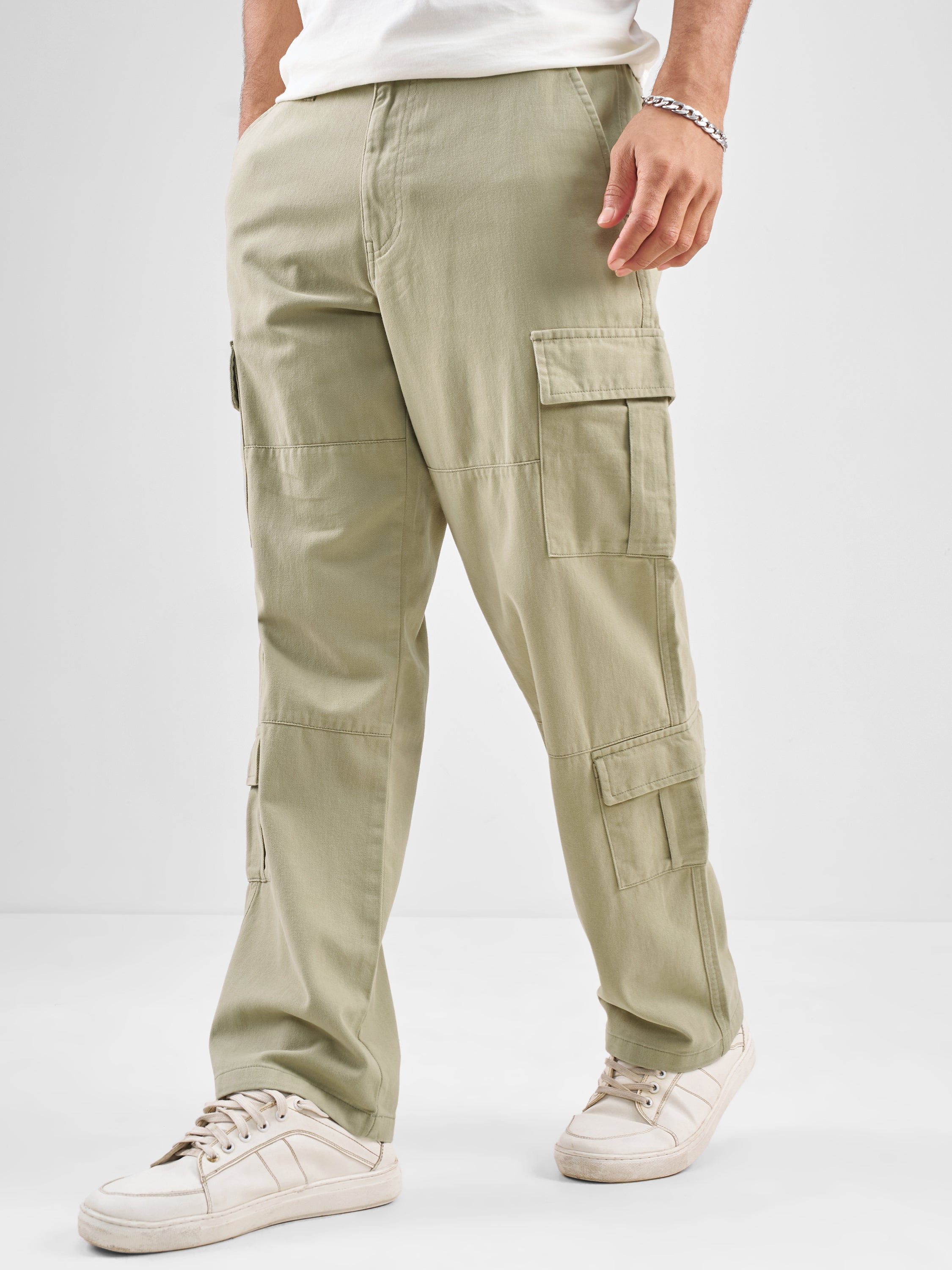 Highlander Men Beige Straight Fit Solid Cargos - Beige - Image 4