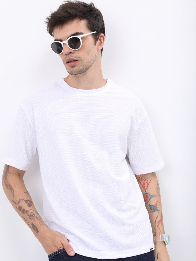 Highlander Men Structured White Solid Oversized Fit T-Shirt - White - Image 4