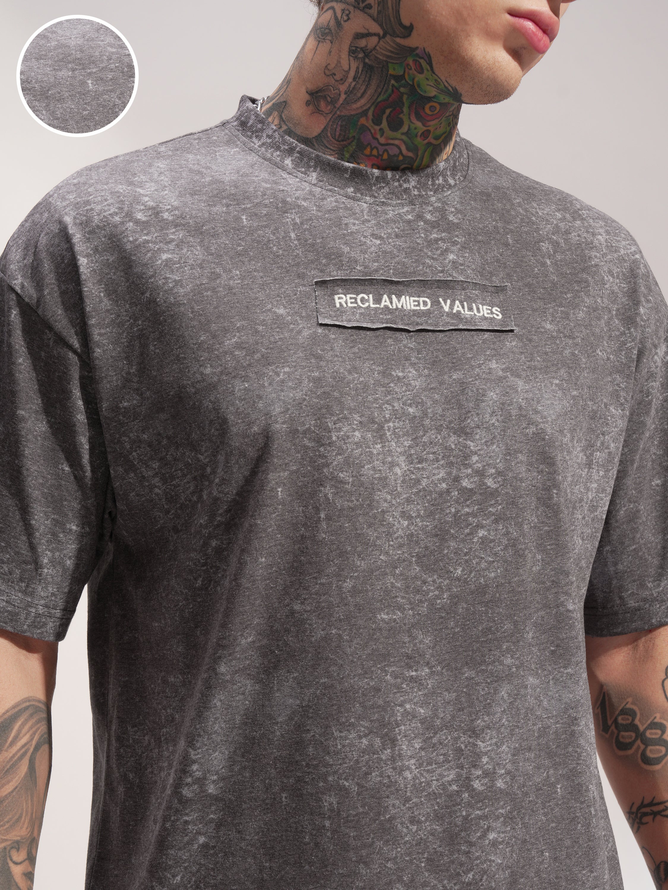 Highlander Men Grey Self Design Round Neck Oversized Fit T-Shirt - Grey - Image 5