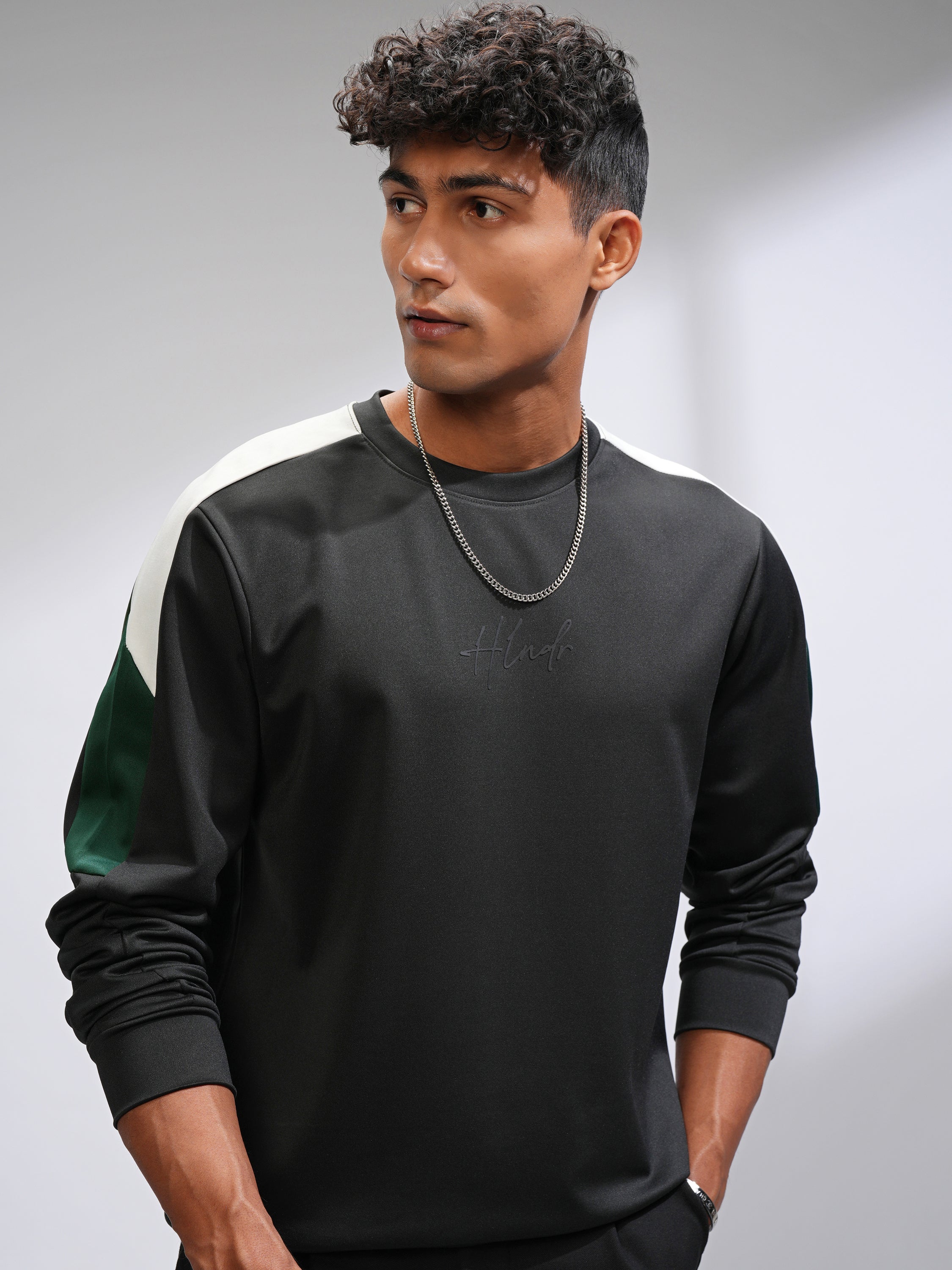 Highlander Men Black Solid Round Neck T-Shirt - Black - Image 1