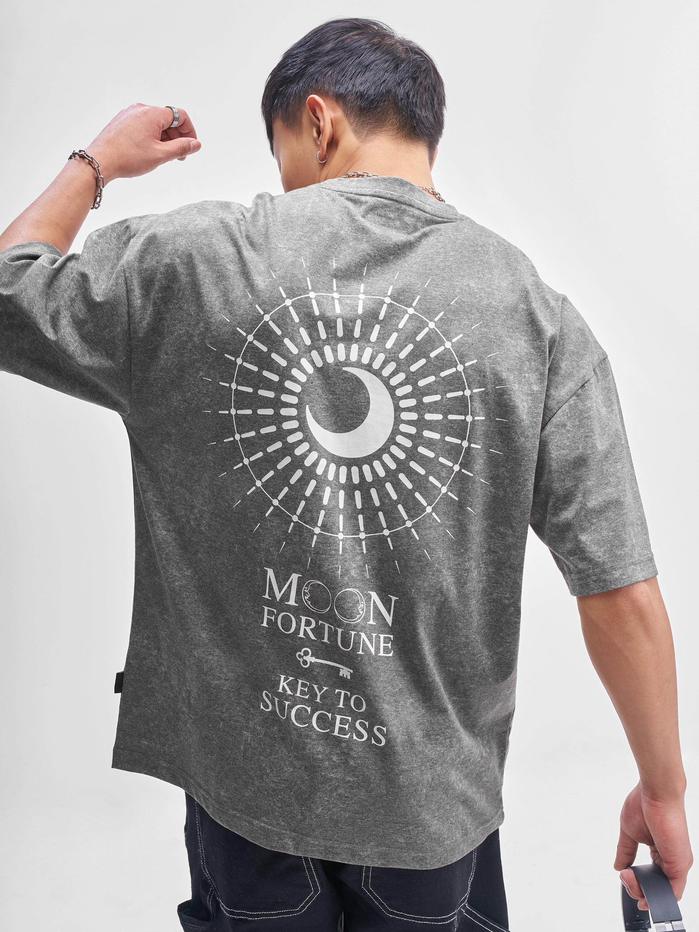 Highlander Men Black Printed Round Neck Oversized Fit T-Shirt - Black - Image 1