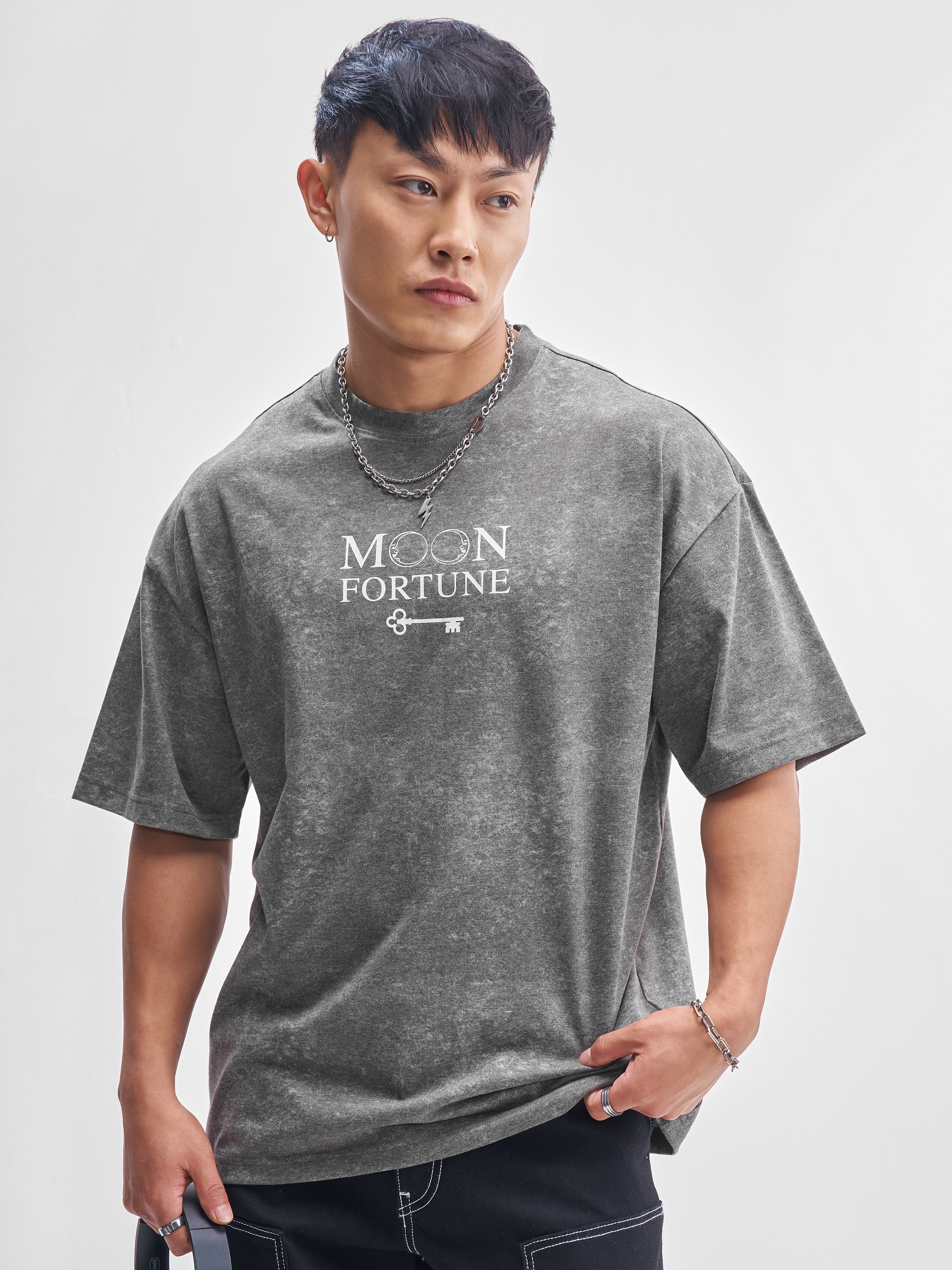 Highlander Men Black Printed Round Neck Oversized Fit T-Shirt - Black - Image 3