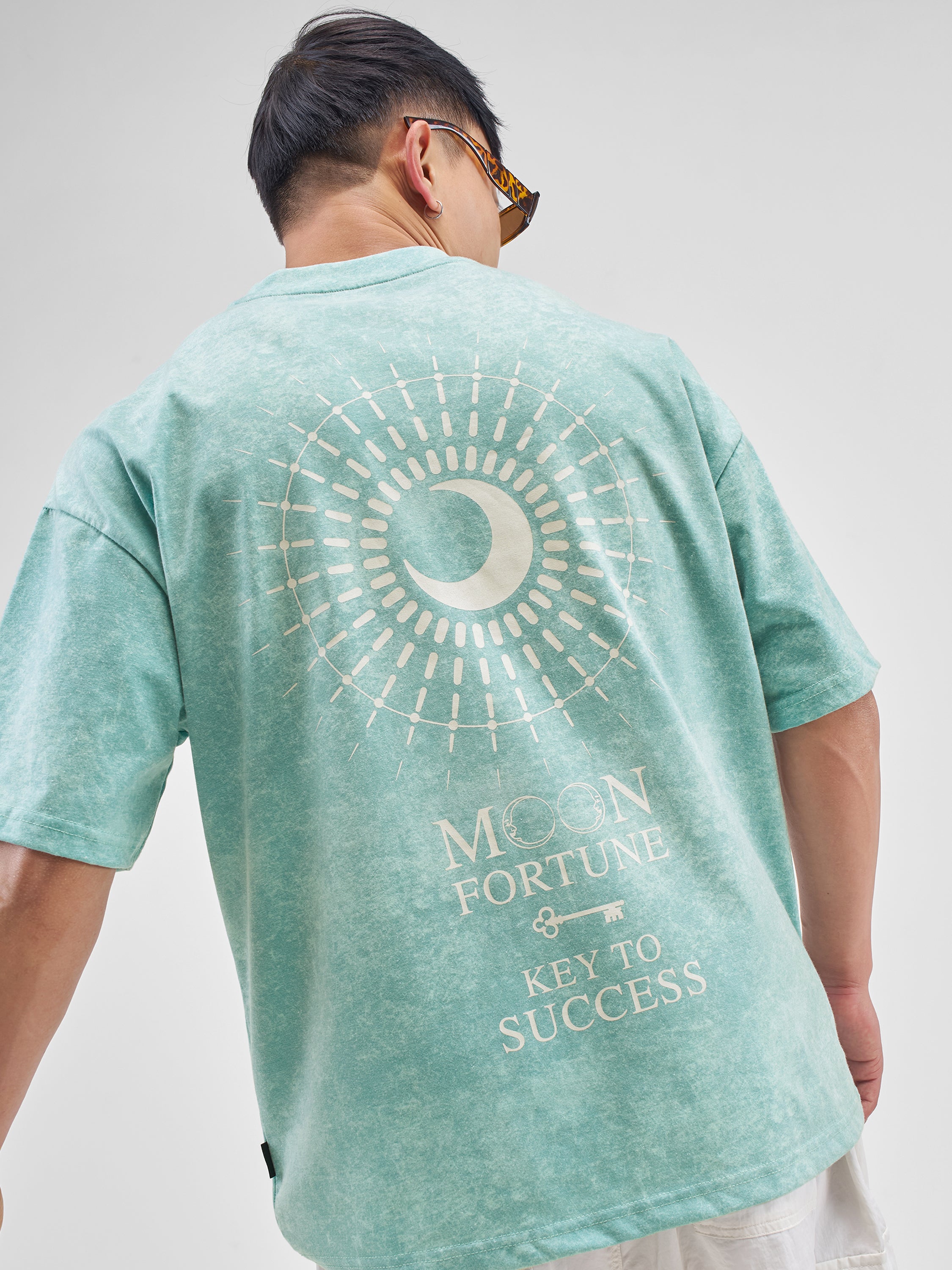 Highlander Men Green Printed Round Neck Oversized Fit T-Shirt - Green - Image 1