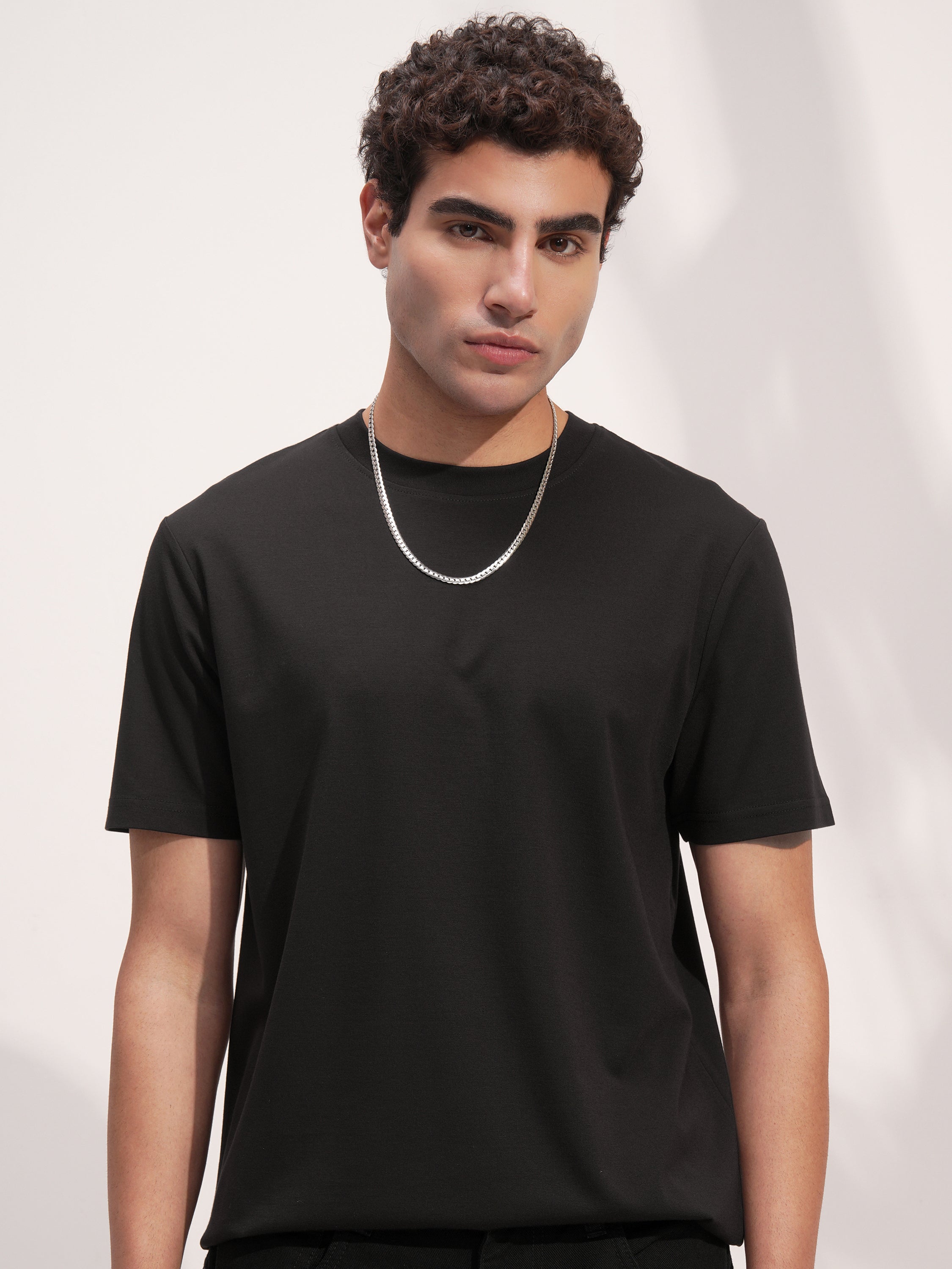 Highlander Men Black Solid Round Neck T-Shirt - Black - Image 1